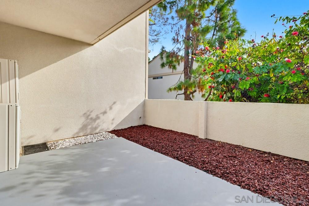 Detail Gallery Image 10 of 36 For 6214  Agee  #41,  San Diego,  CA 92122 - 2 Beds | 1/1 Baths