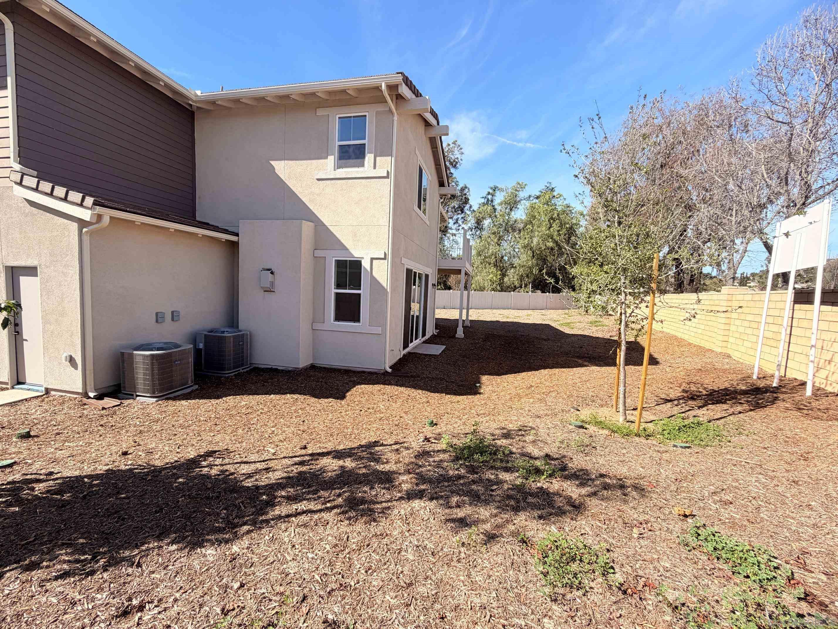Detail Gallery Image 8 of 10 For 13780  Holly Oak Way, Poway,  CA 92064 - 5 Beds | 4/1 Baths