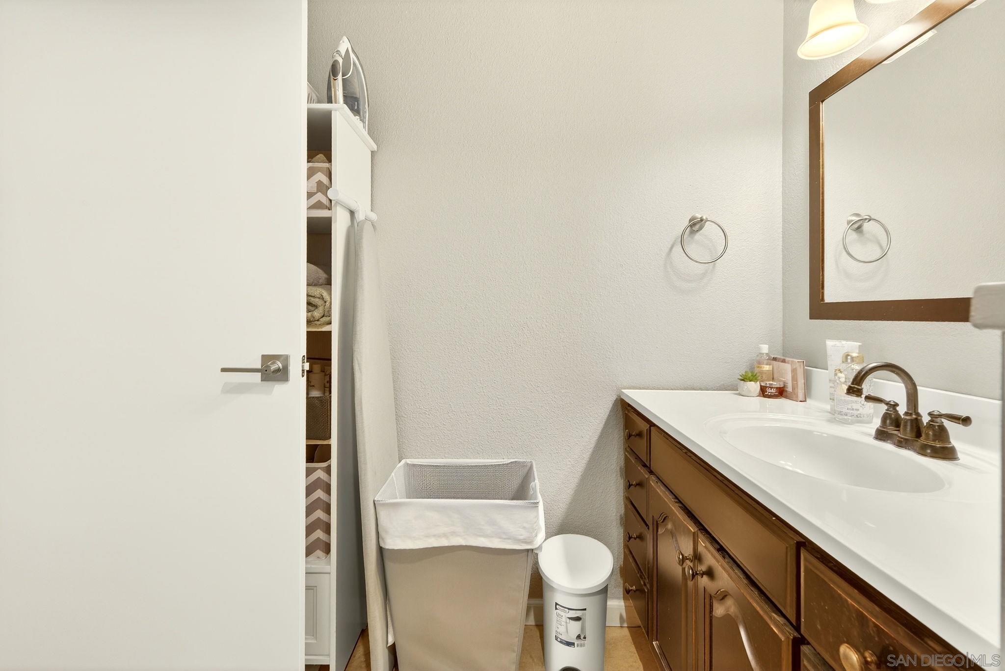 Detail Gallery Image 42 of 60 For 13850  Midgrove Ct, Poway,  CA 92064 - 4 Beds | 2/1 Baths