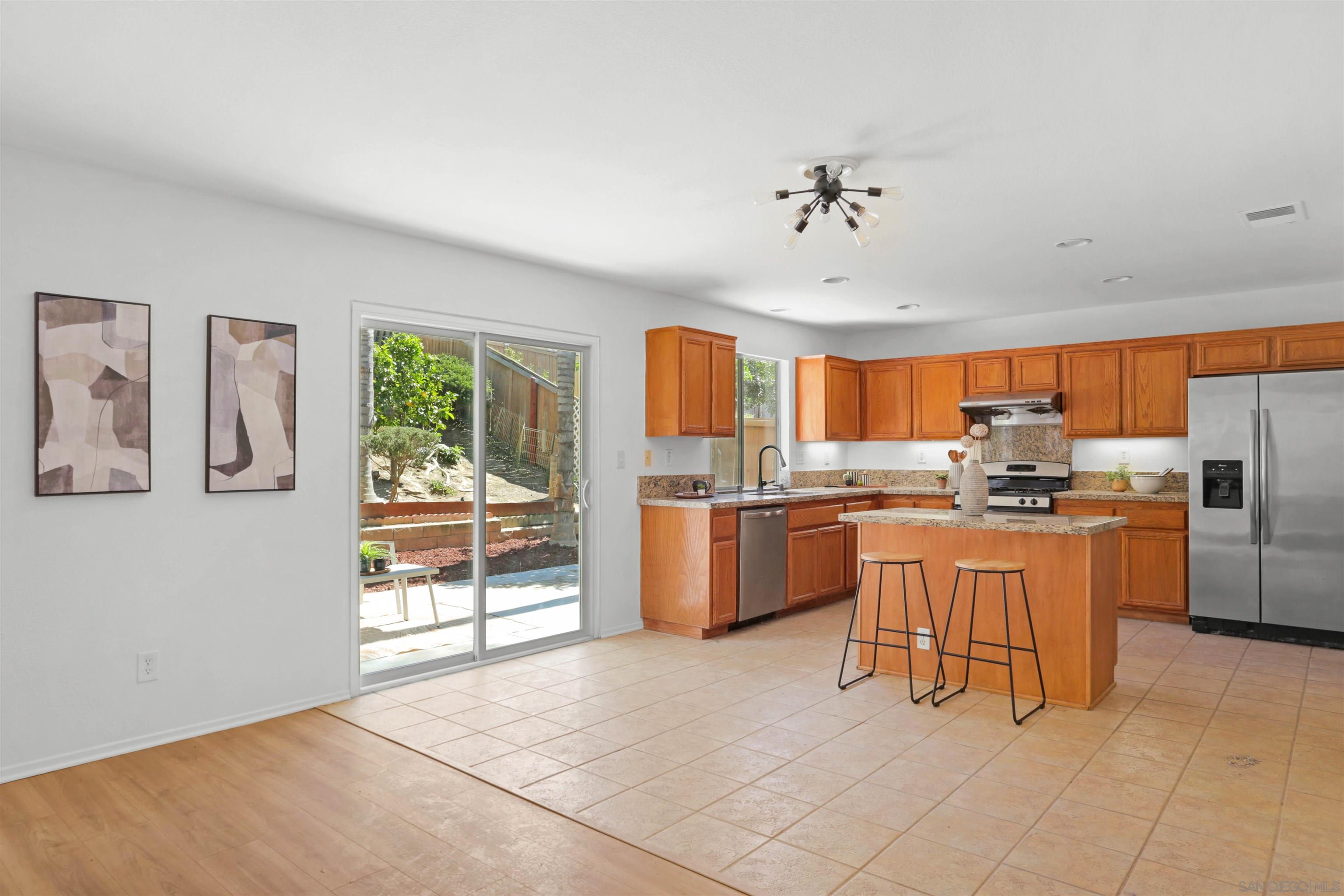 Detail Gallery Image 18 of 49 For 1351  Cottonwood, Oceanside,  CA 92056 - 4 Beds | 2/1 Baths