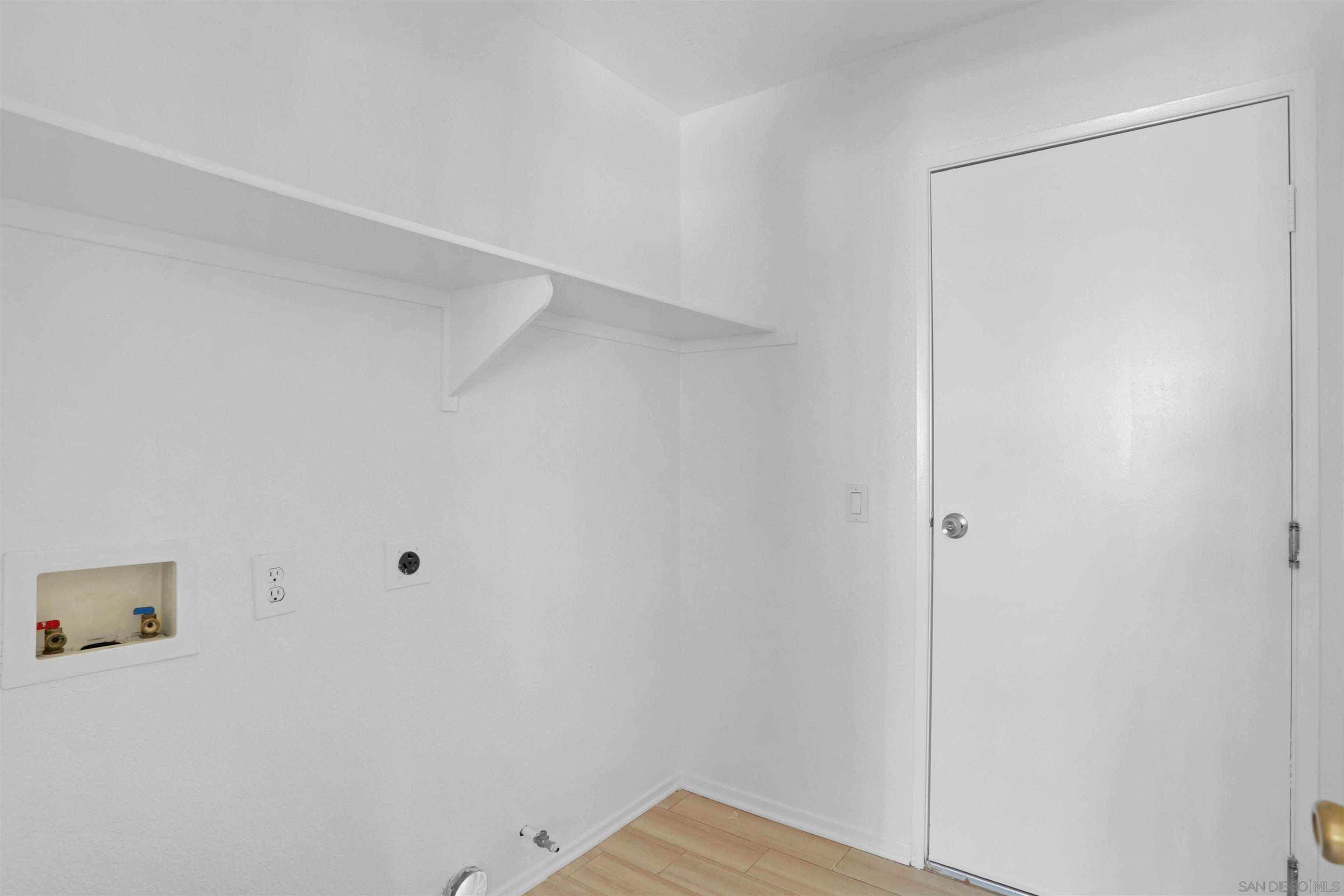 Detail Gallery Image 24 of 49 For 1351  Cottonwood, Oceanside,  CA 92056 - 4 Beds | 2/1 Baths