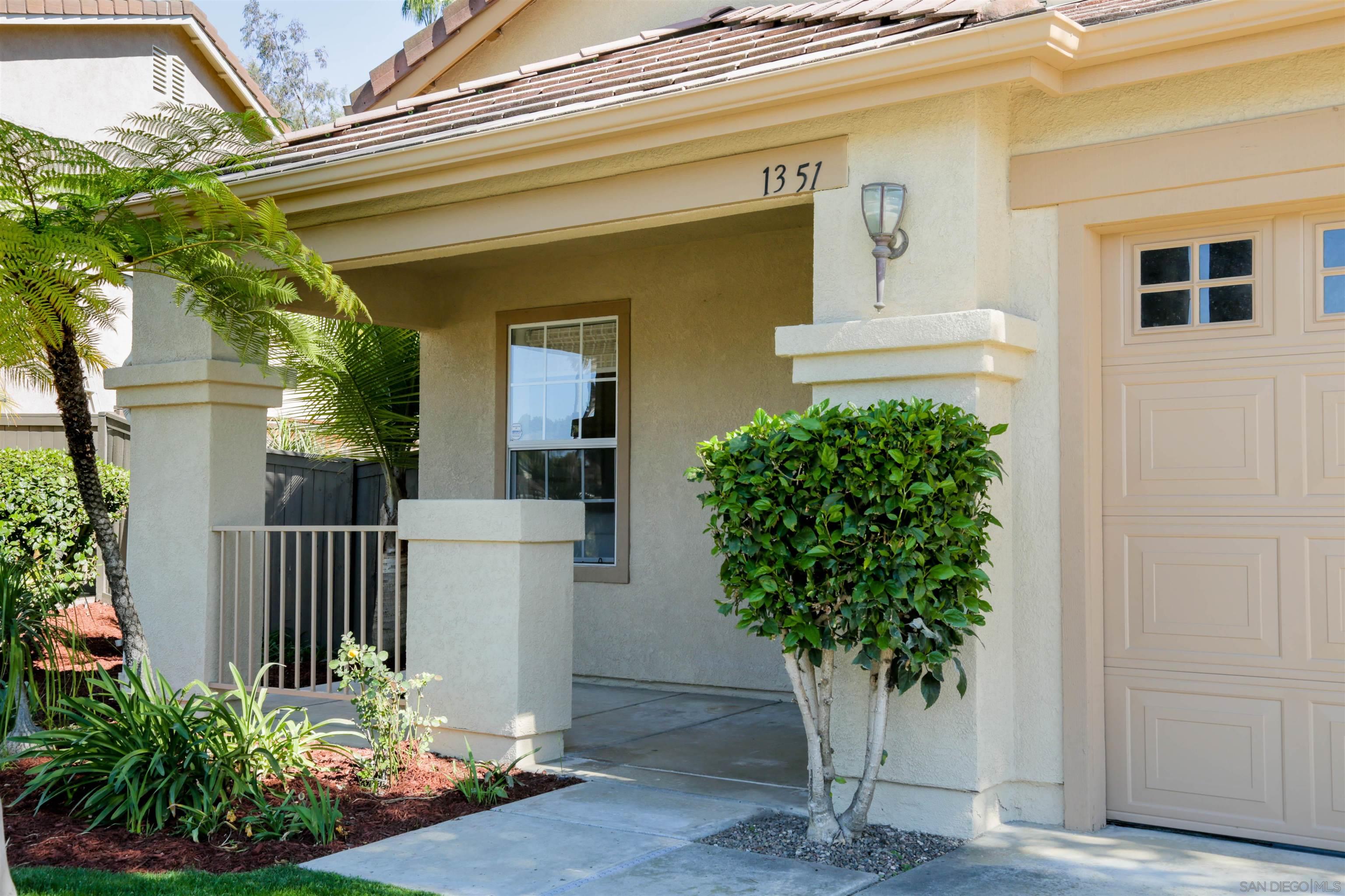 Detail Gallery Image 4 of 49 For 1351  Cottonwood, Oceanside,  CA 92056 - 4 Beds | 2/1 Baths