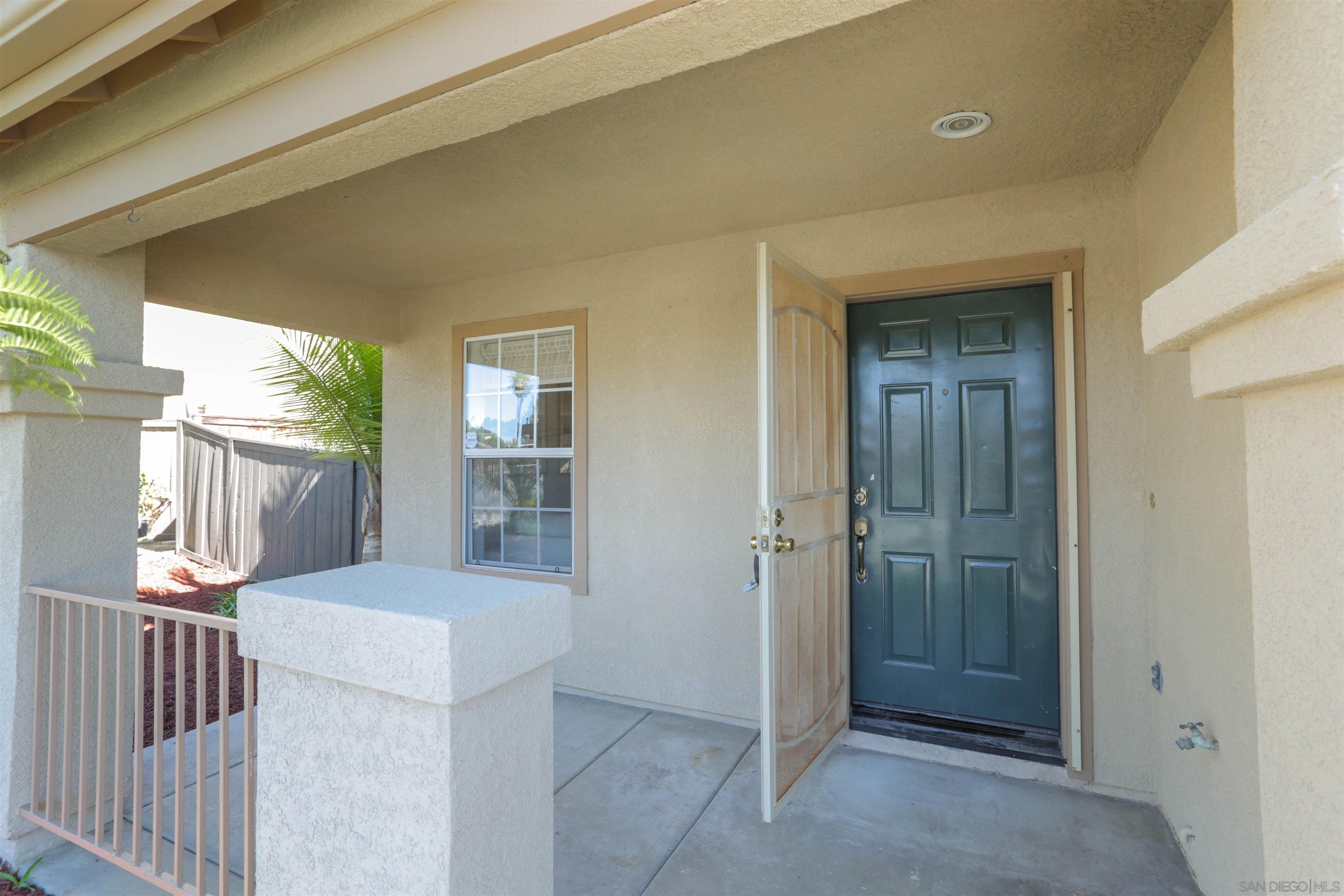 Detail Gallery Image 5 of 49 For 1351  Cottonwood, Oceanside,  CA 92056 - 4 Beds | 2/1 Baths