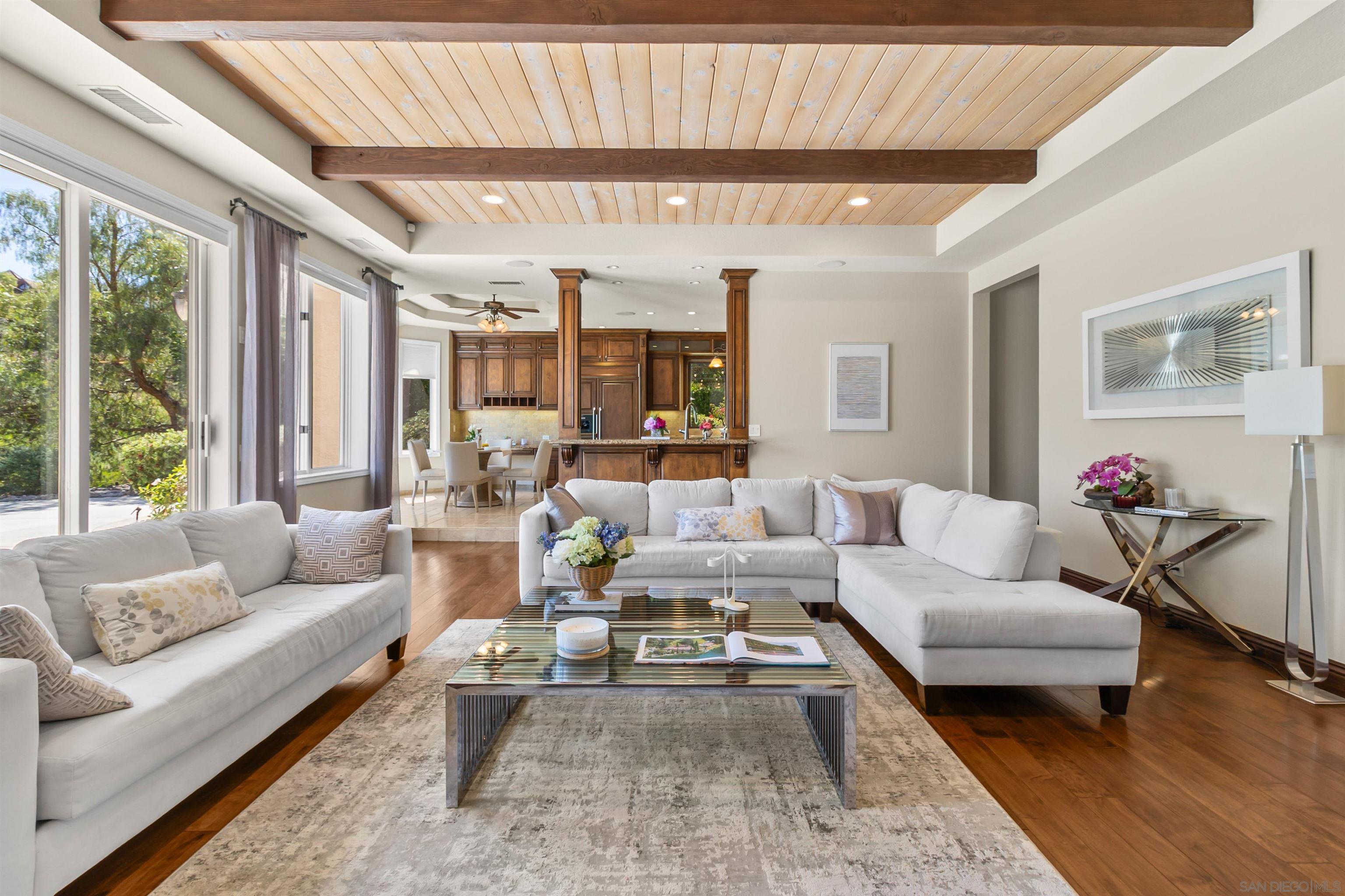 Detail Gallery Image 14 of 61 For 17941  Vista Lomas Dr, Poway,  CA 92064 - 5 Beds | 5 Baths