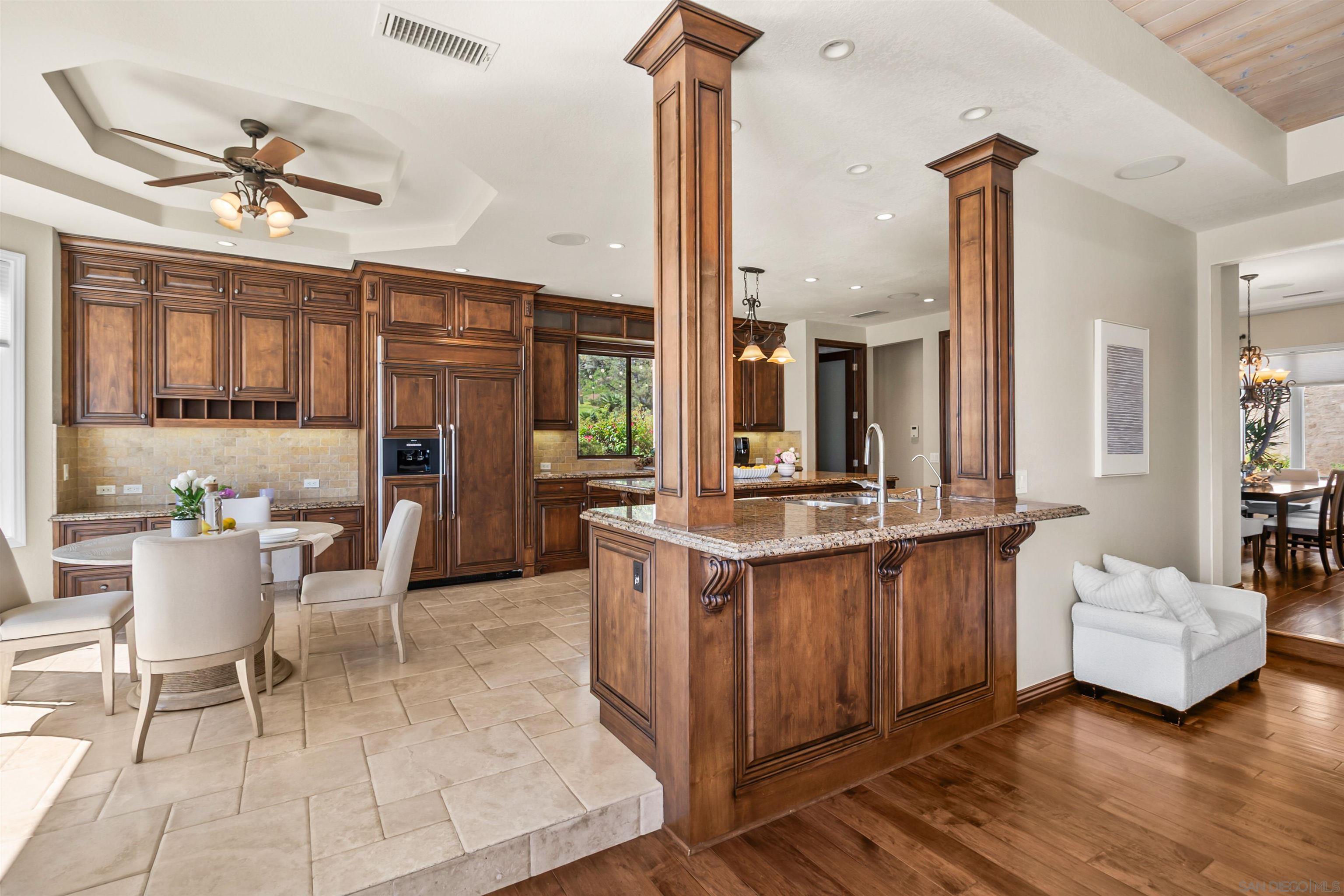 Detail Gallery Image 23 of 61 For 17941  Vista Lomas Dr, Poway,  CA 92064 - 5 Beds | 5 Baths