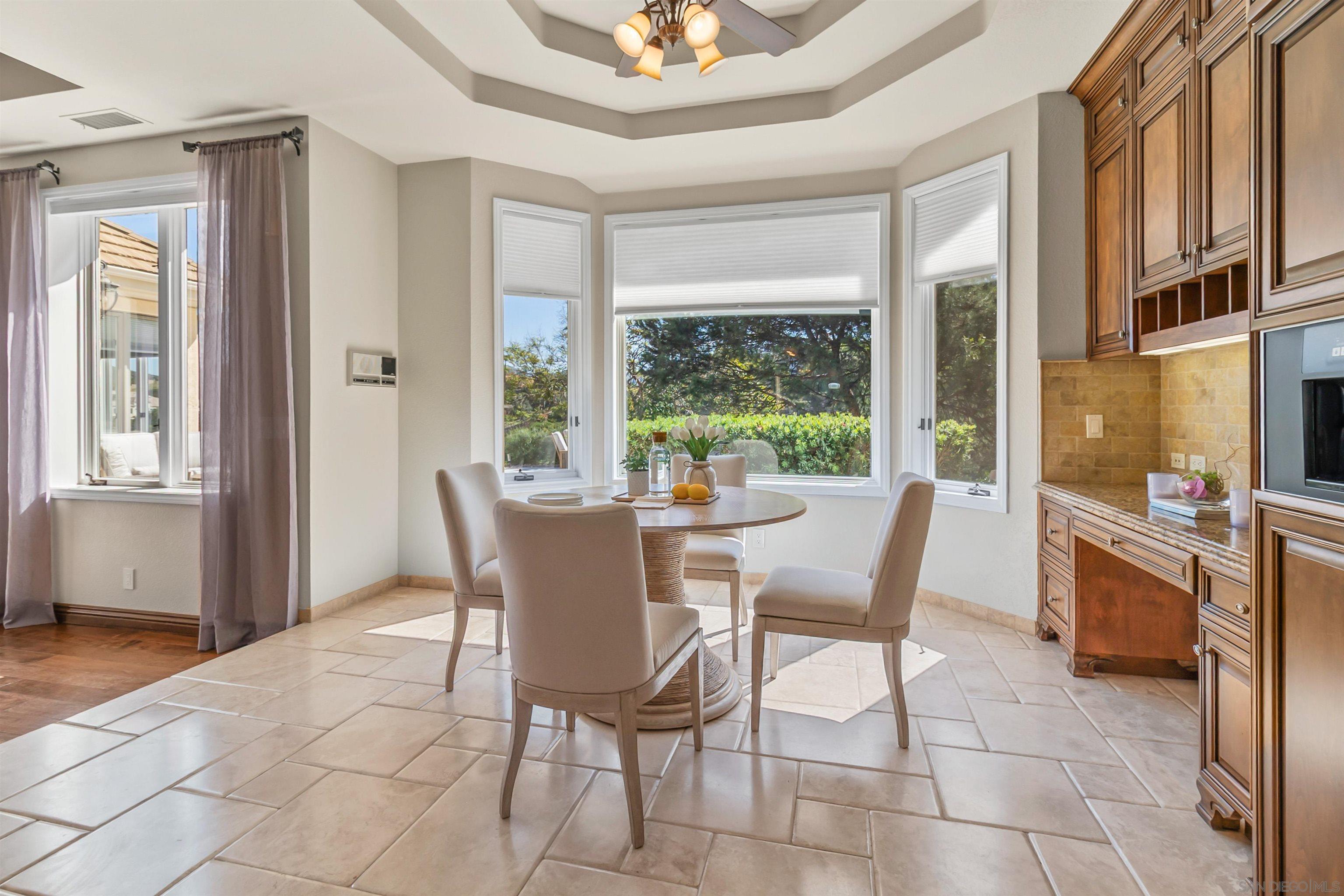 Detail Gallery Image 24 of 61 For 17941  Vista Lomas Dr, Poway,  CA 92064 - 5 Beds | 5 Baths