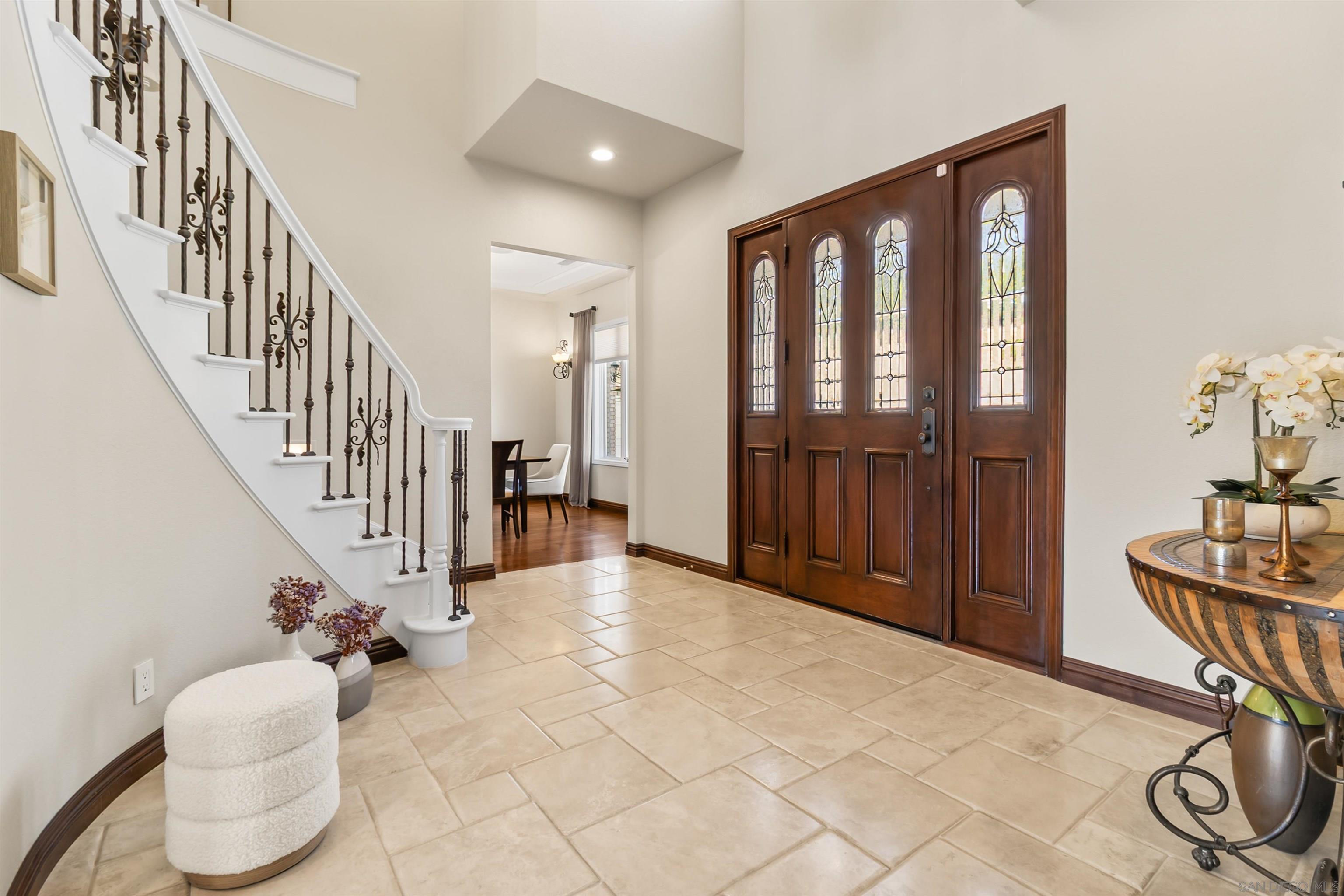 Detail Gallery Image 6 of 61 For 17941  Vista Lomas Dr, Poway,  CA 92064 - 5 Beds | 5 Baths