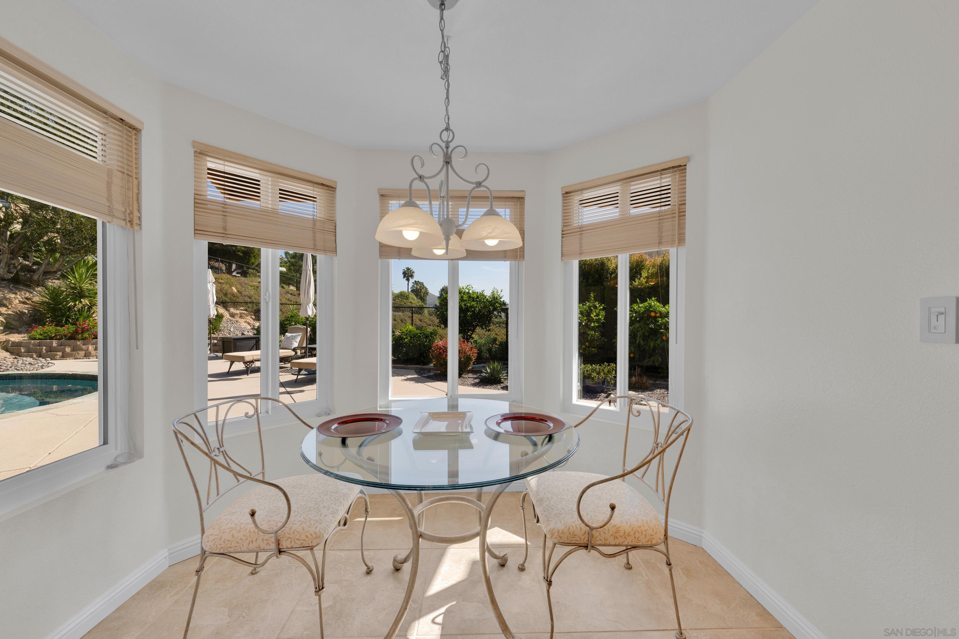 Detail Gallery Image 16 of 59 For 17872  Azucar Way, San Diego,  CA 92127 - 4 Beds | 2 Baths