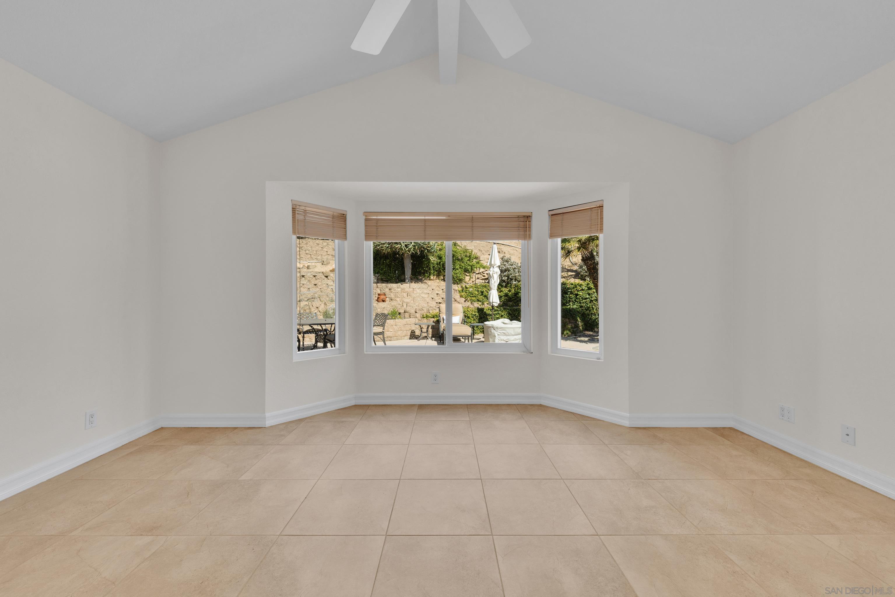 Detail Gallery Image 23 of 59 For 17872  Azucar Way, San Diego,  CA 92127 - 4 Beds | 2 Baths