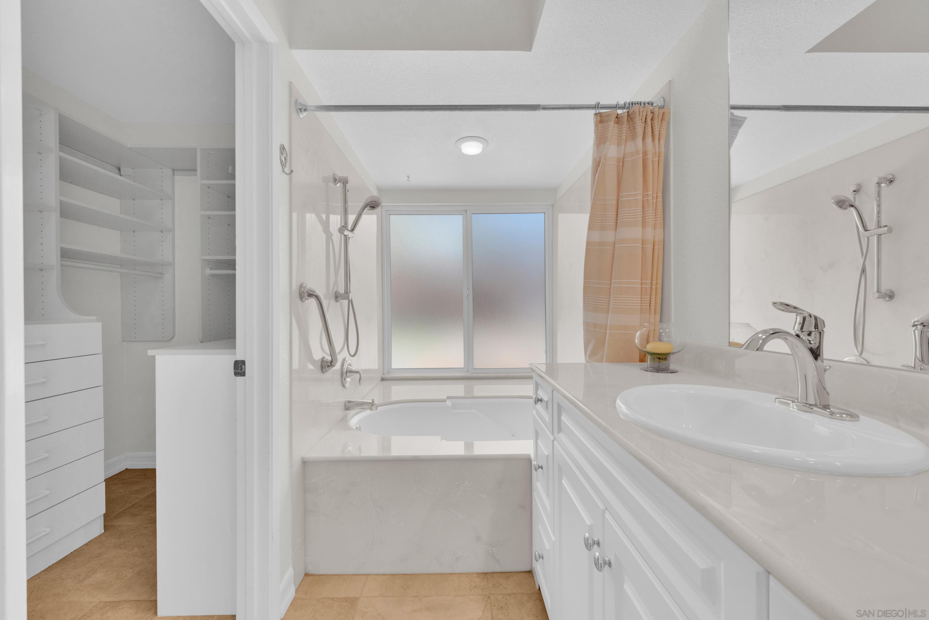 Detail Gallery Image 26 of 59 For 17872  Azucar Way, San Diego,  CA 92127 - 4 Beds | 2 Baths