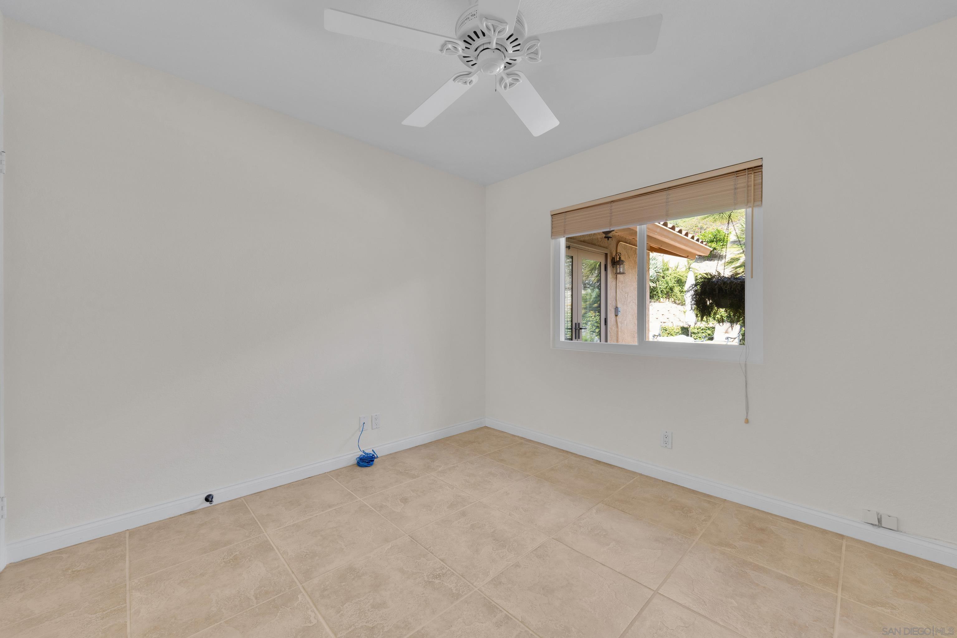 Detail Gallery Image 31 of 59 For 17872  Azucar Way, San Diego,  CA 92127 - 4 Beds | 2 Baths