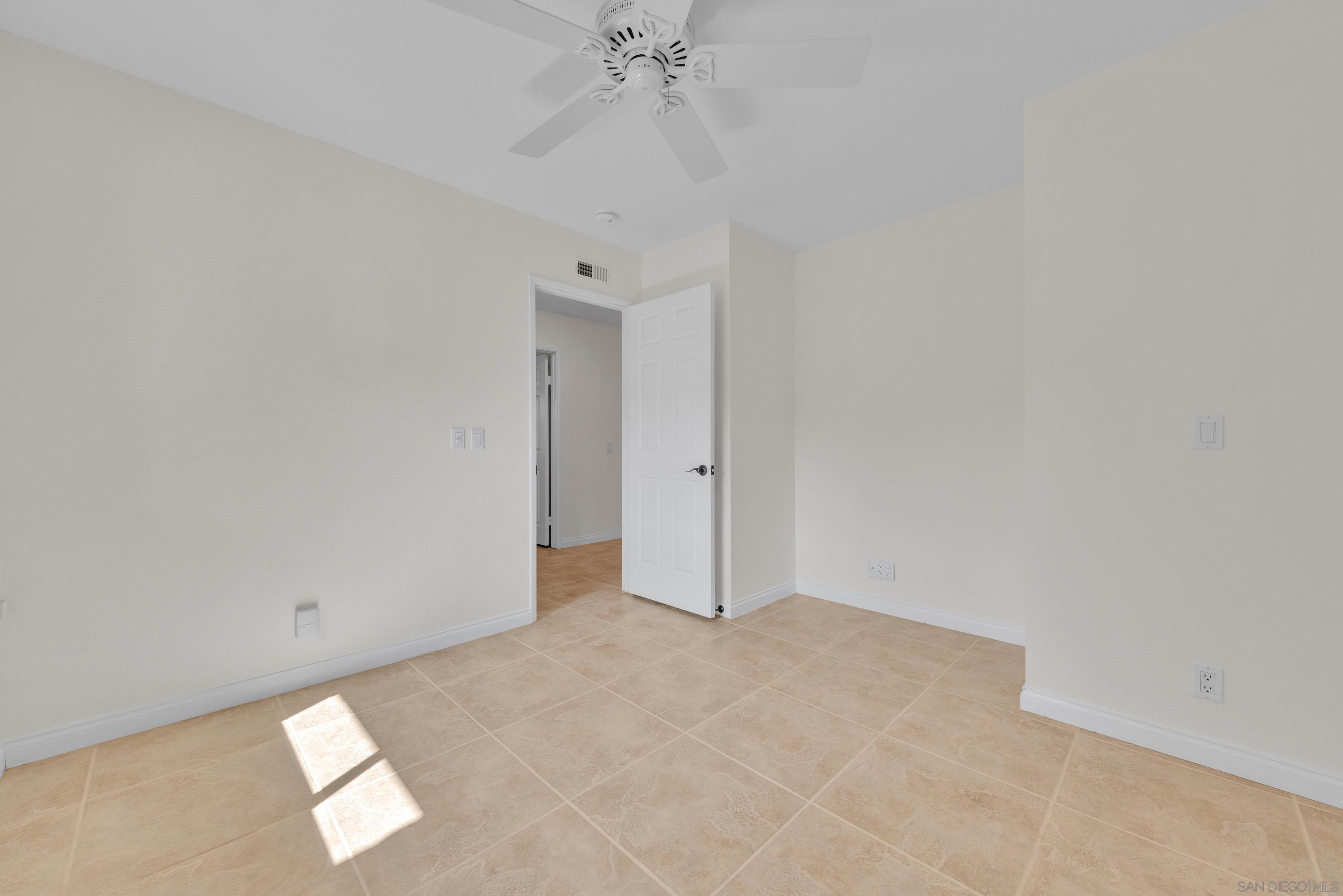 Detail Gallery Image 35 of 59 For 17872  Azucar Way, San Diego,  CA 92127 - 4 Beds | 2 Baths