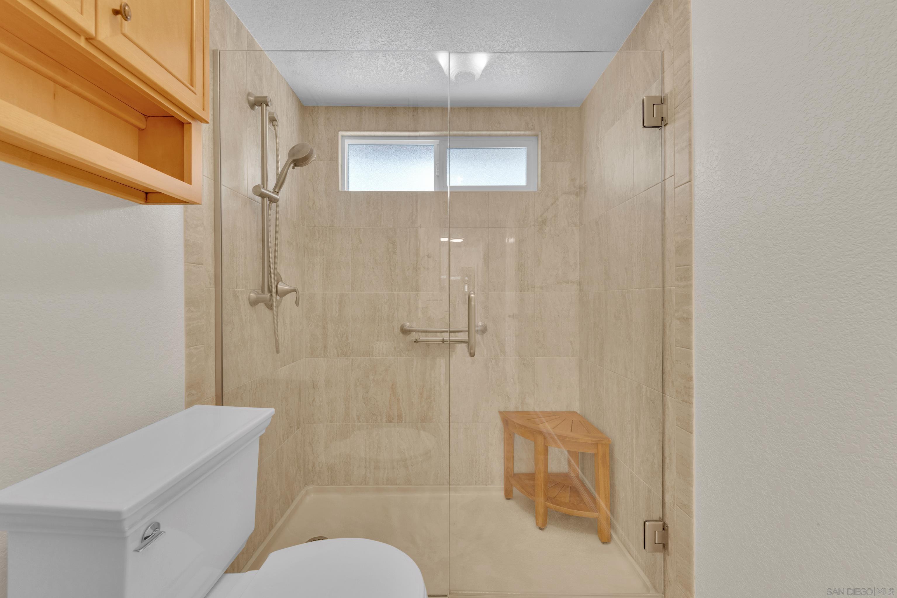 Detail Gallery Image 43 of 59 For 17872  Azucar Way, San Diego,  CA 92127 - 4 Beds | 2 Baths