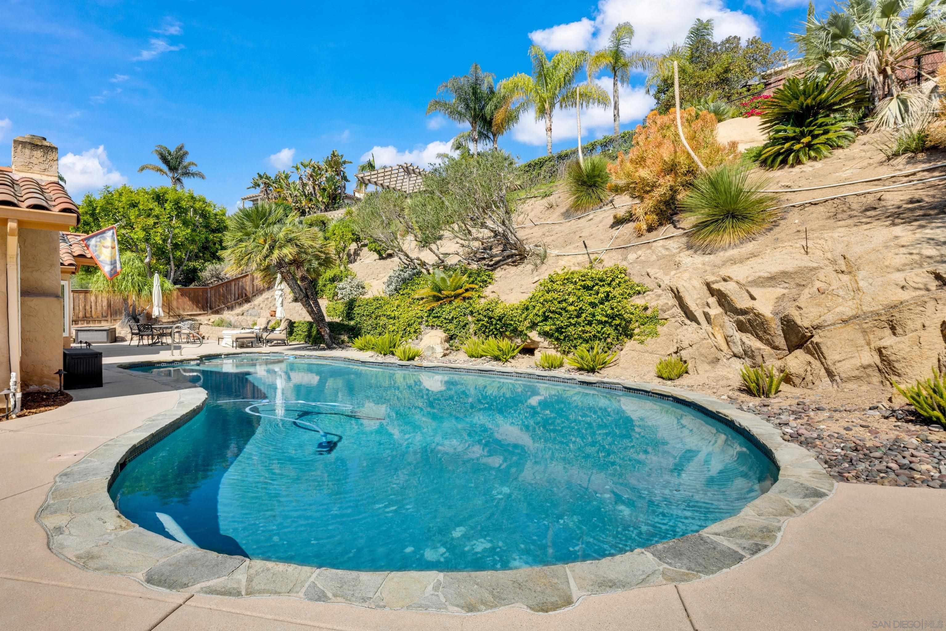 Detail Gallery Image 50 of 59 For 17872  Azucar Way, San Diego,  CA 92127 - 4 Beds | 2 Baths