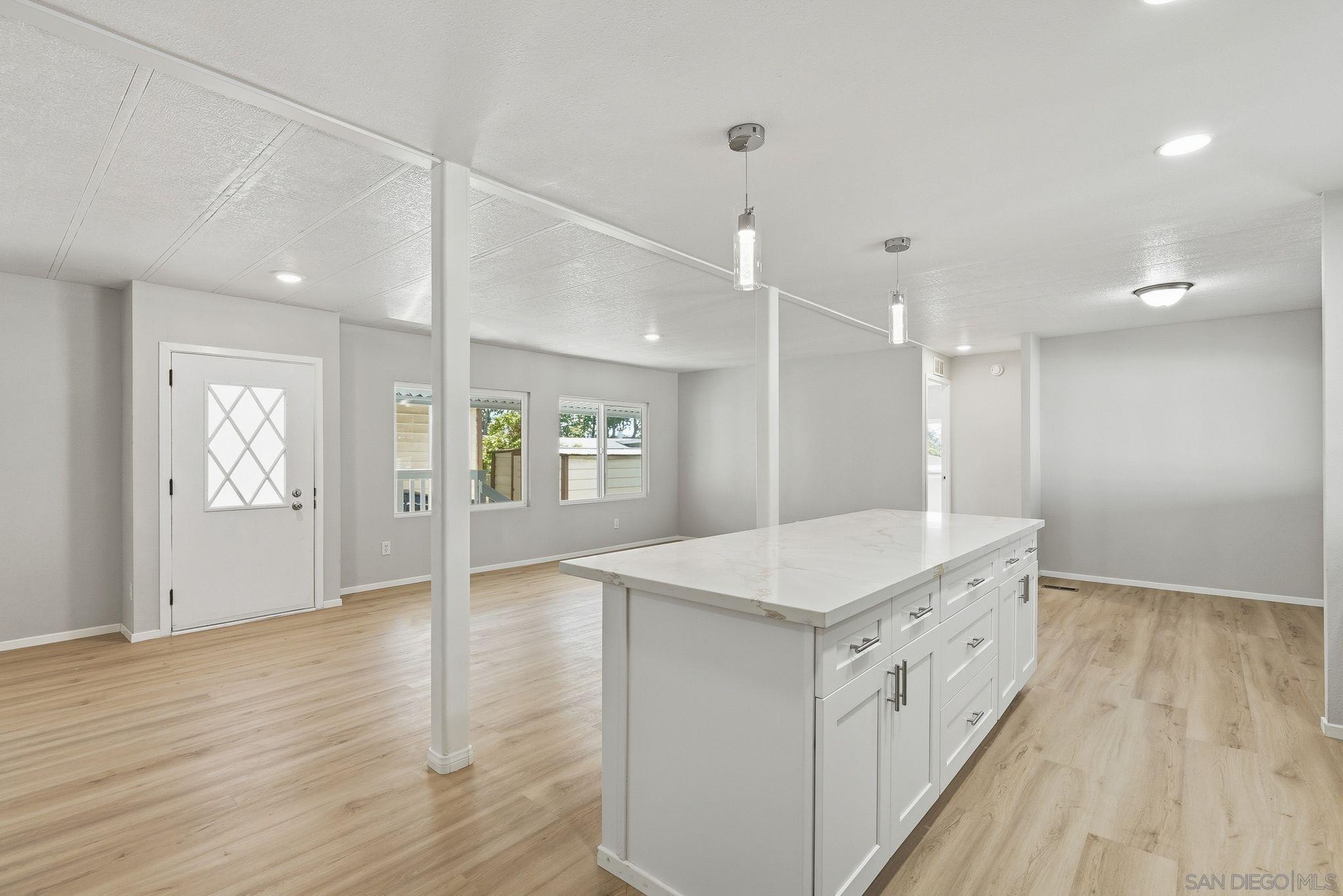 Detail Gallery Image 14 of 27 For 3340  Del Sol Blvd  #102,  San Diego,  CA 92154 - 3 Beds | 2 Baths