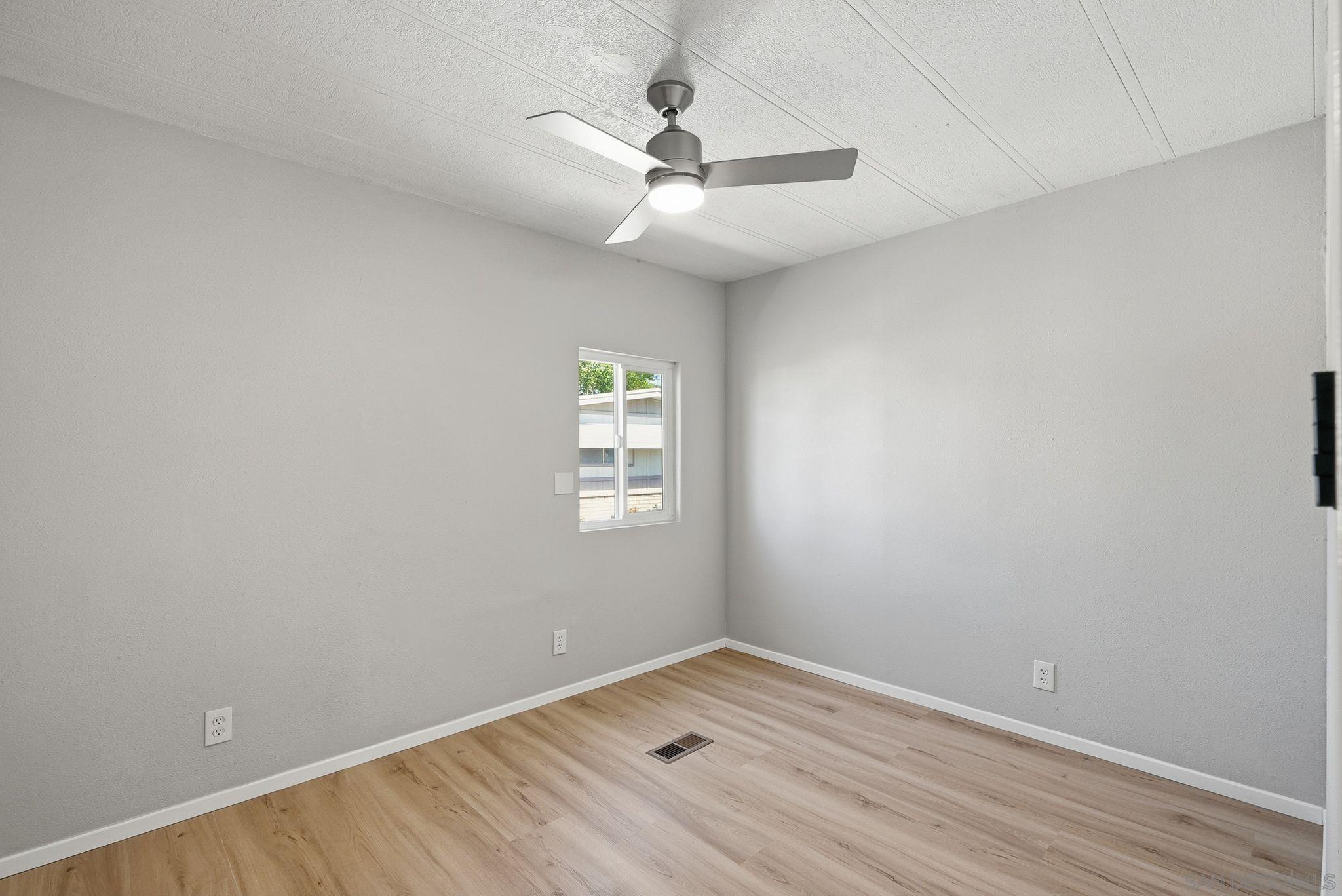 Detail Gallery Image 21 of 27 For 3340  Del Sol Blvd  #102,  San Diego,  CA 92154 - 3 Beds | 2 Baths