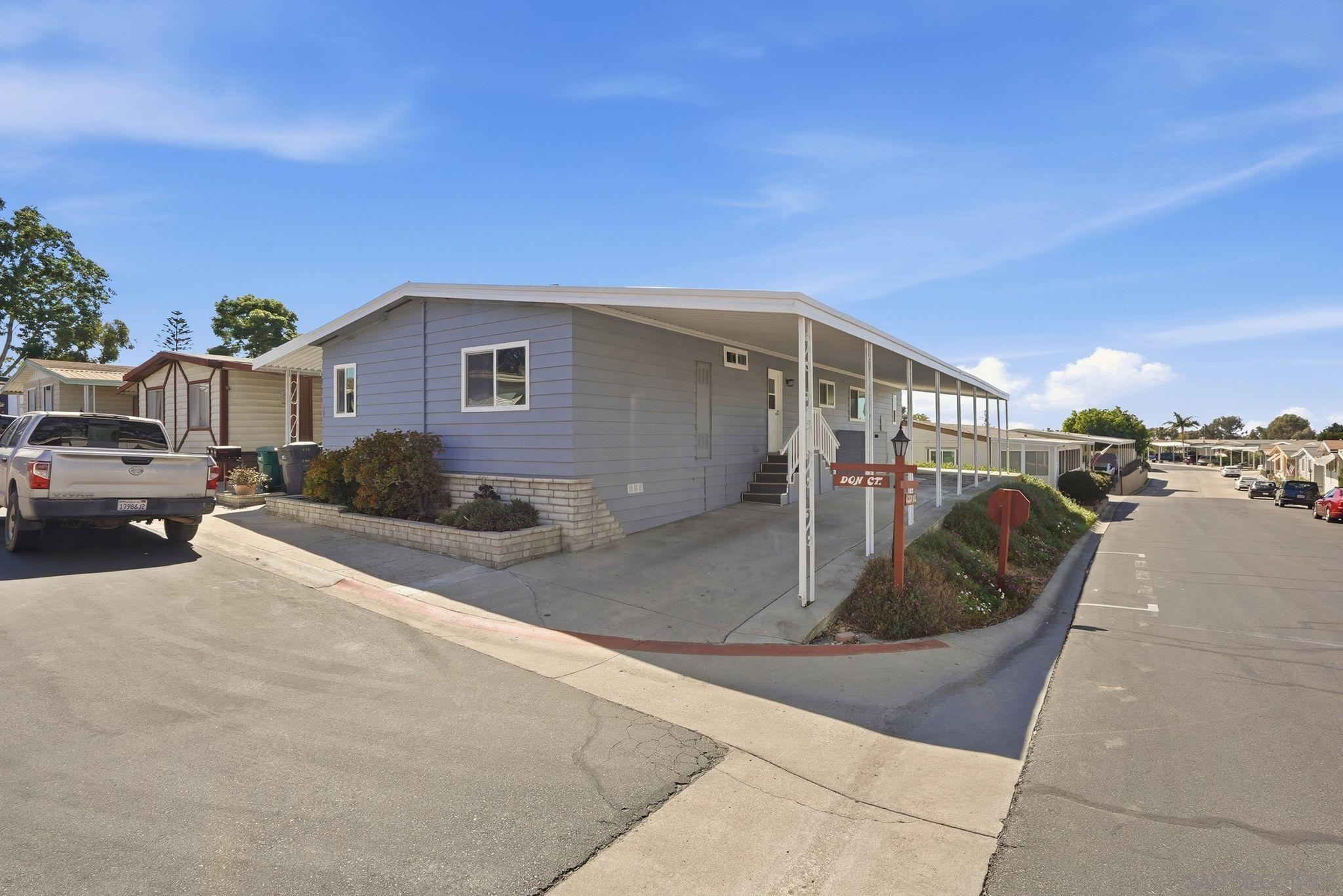 Detail Gallery Image 4 of 27 For 3340  Del Sol Blvd  #102,  San Diego,  CA 92154 - 3 Beds | 2 Baths