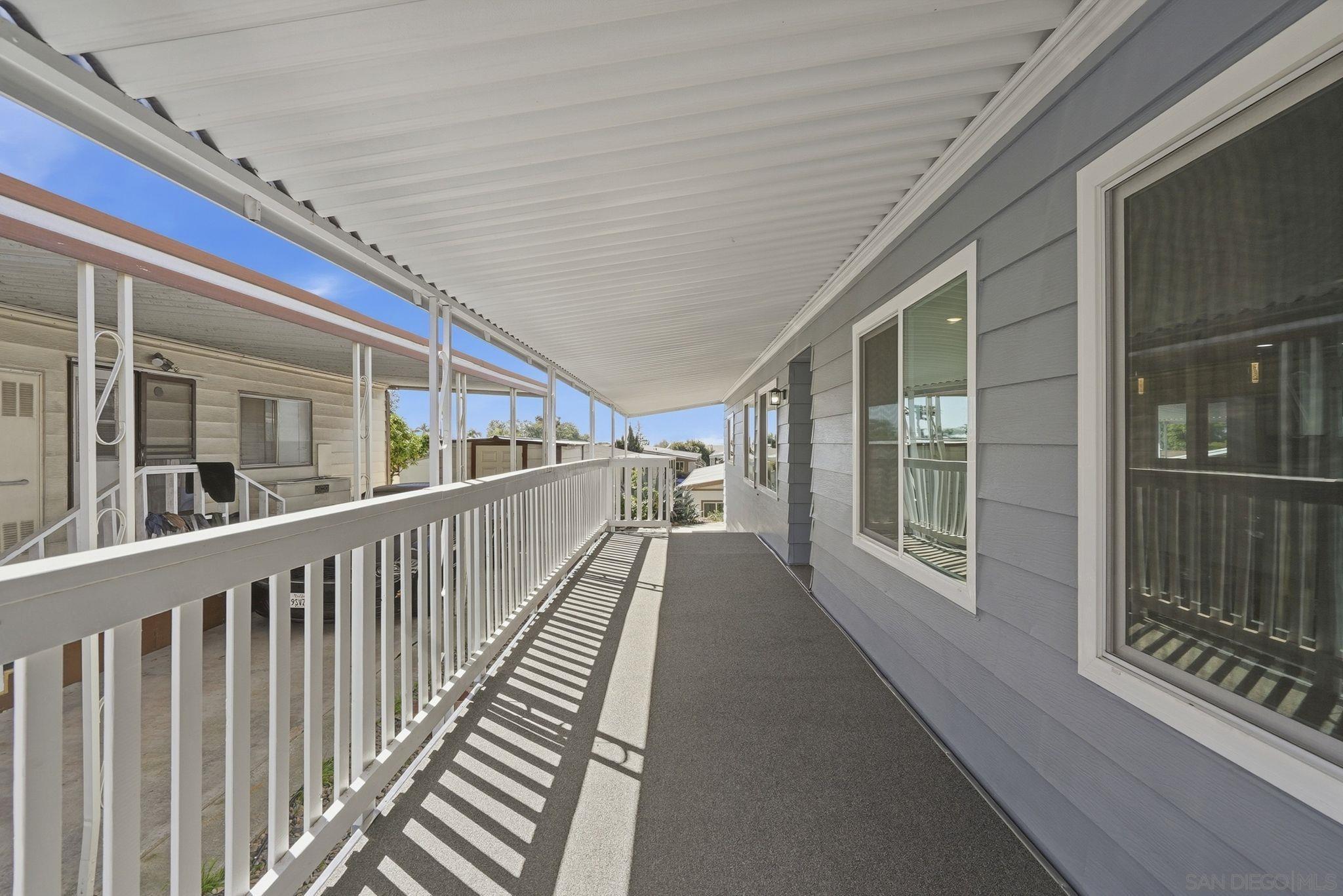 Detail Gallery Image 6 of 27 For 3340  Del Sol Blvd  #102,  San Diego,  CA 92154 - 3 Beds | 2 Baths