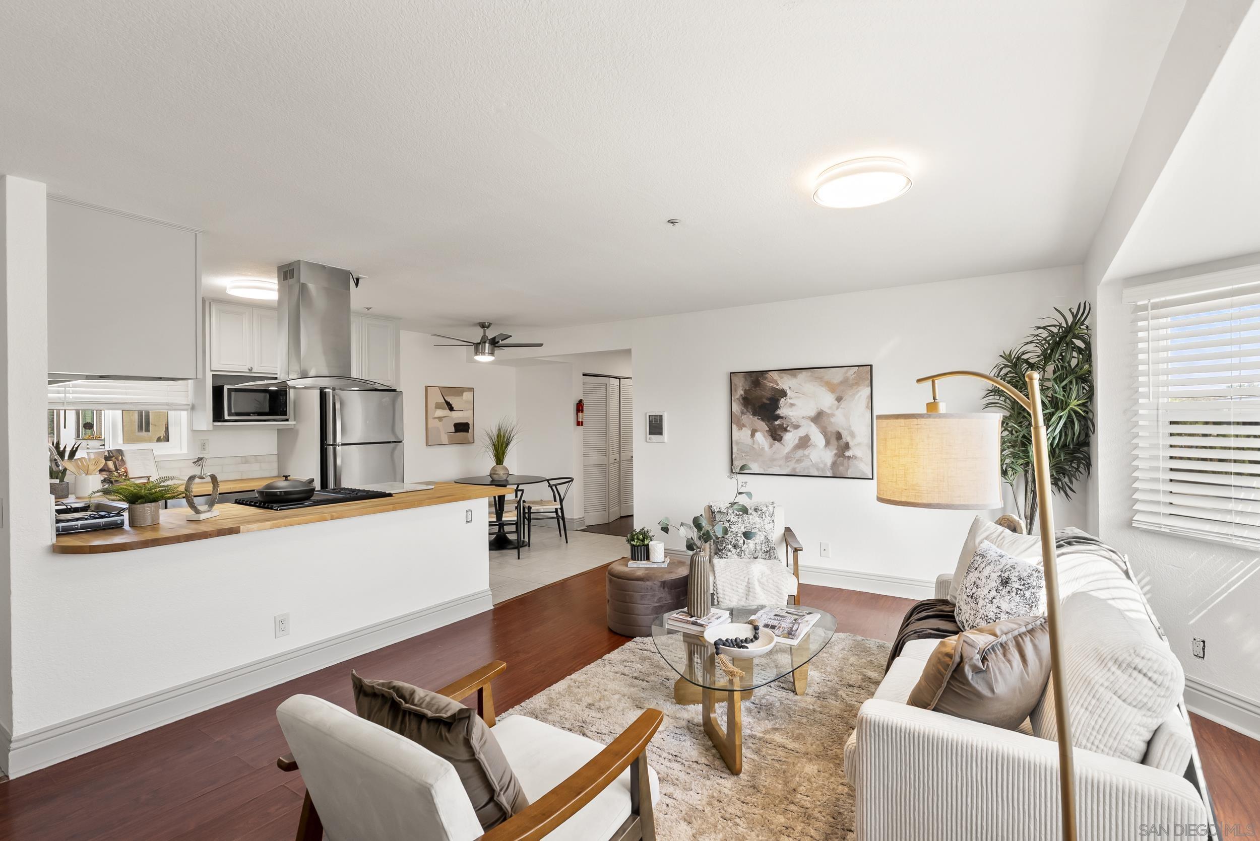 Detail Gallery Image 4 of 24 For 631  7th St  #13,  Imperial Beach,  CA 91932 - 2 Beds | 1 Baths