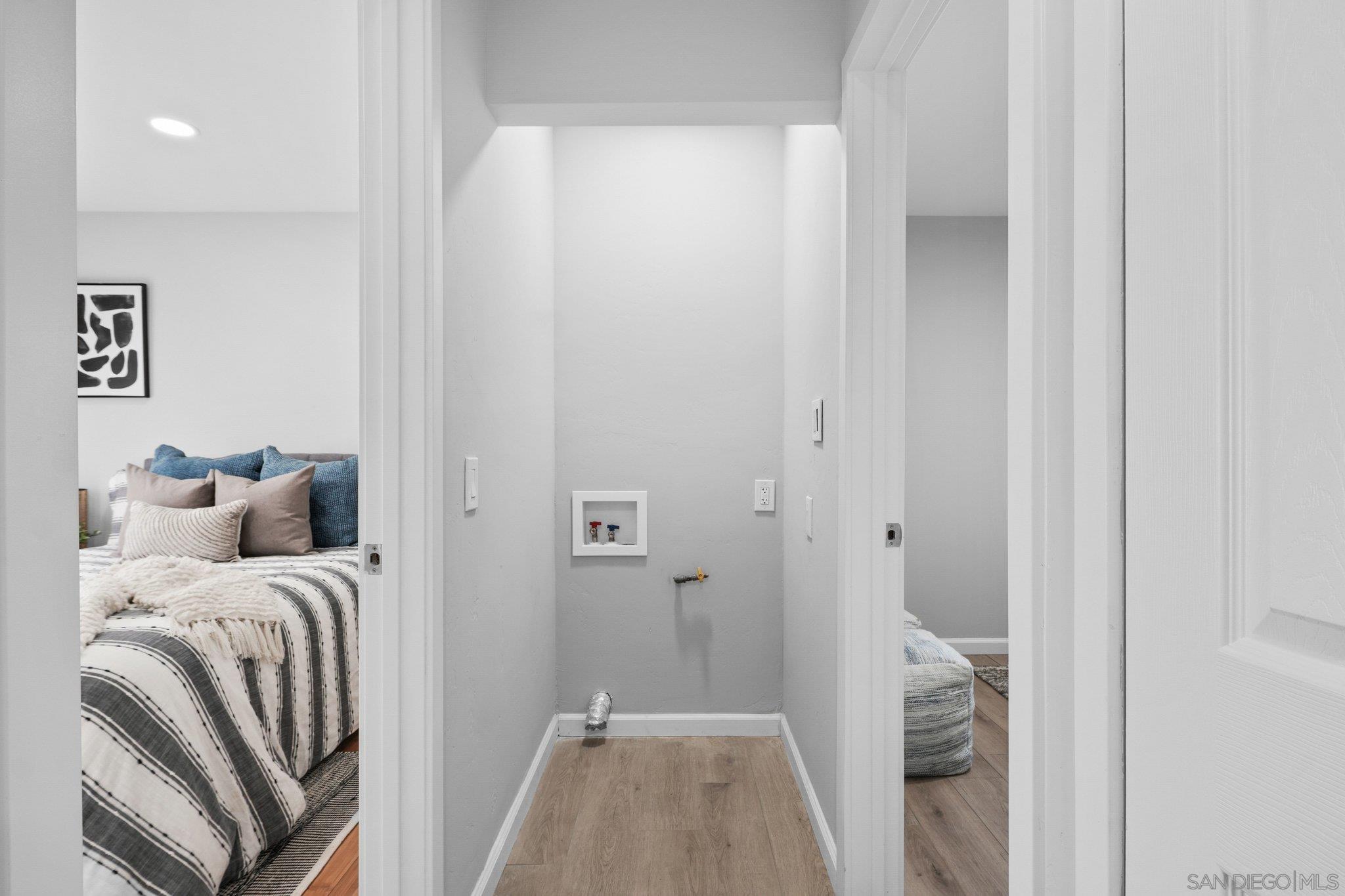 Detail Gallery Image 19 of 43 For 11153  Acaso, San Diego,  CA 92126 - 4 Beds | 3 Baths