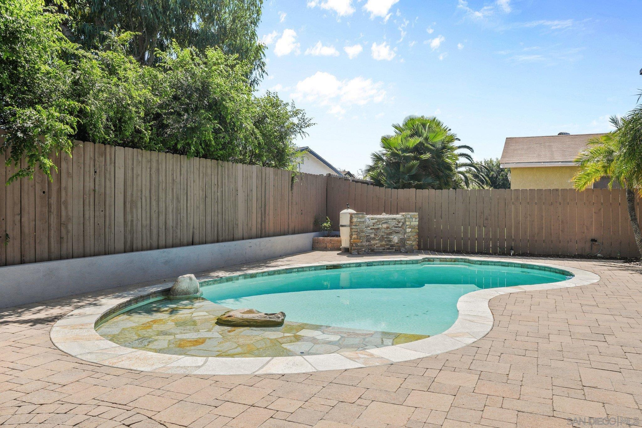 Detail Gallery Image 27 of 43 For 11153  Acaso, San Diego,  CA 92126 - 4 Beds | 3 Baths