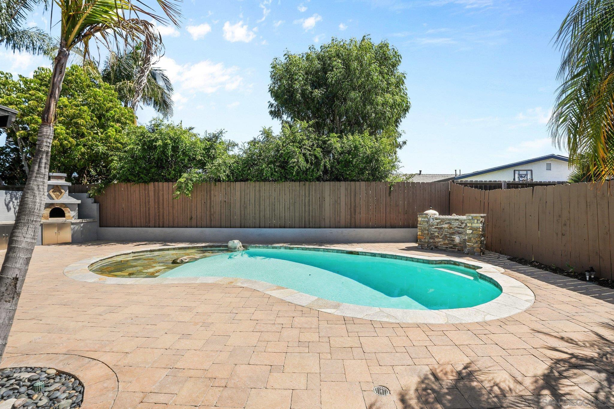 Detail Gallery Image 28 of 43 For 11153  Acaso, San Diego,  CA 92126 - 4 Beds | 3 Baths