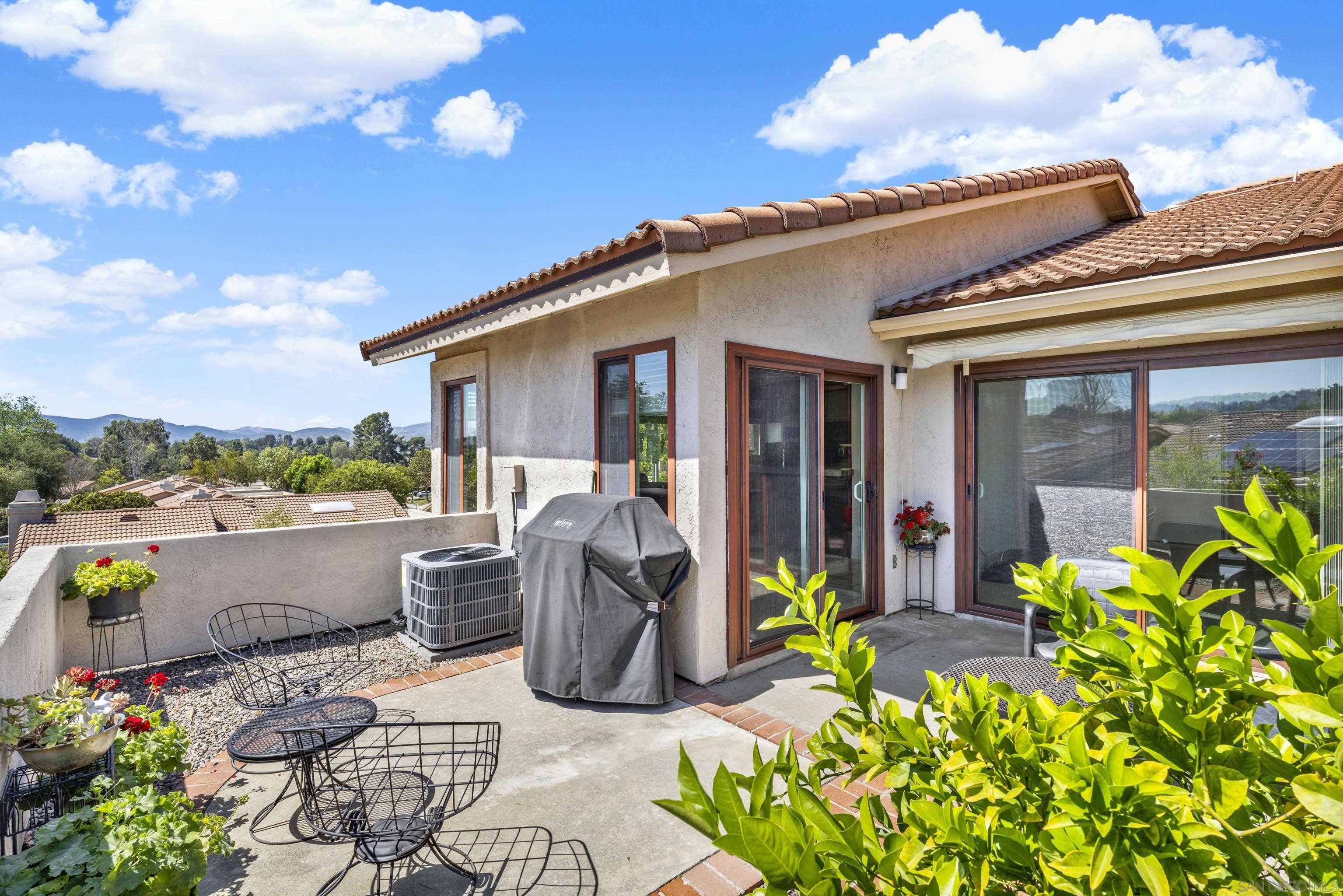 Detail Gallery Image 47 of 50 For 17925  Avenida Cordillera, San Diego,  CA 92128 - 2 Beds | 2 Baths