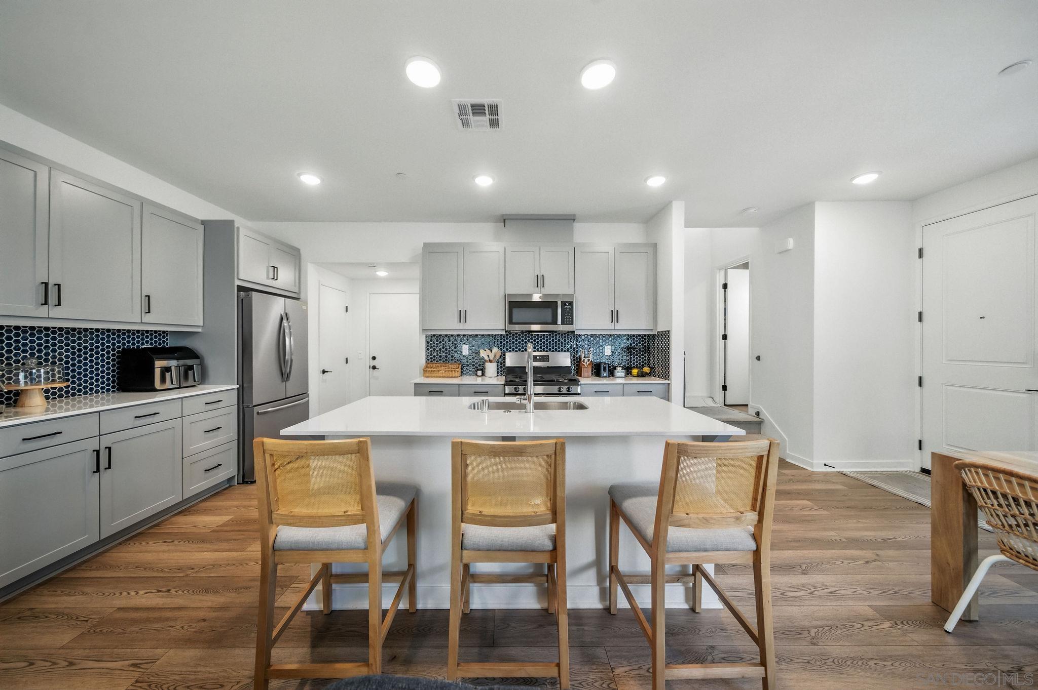 Detail Gallery Image 25 of 61 For 239  Blended Place, Fallbrook,  CA 92028 - 3 Beds | 2/1 Baths