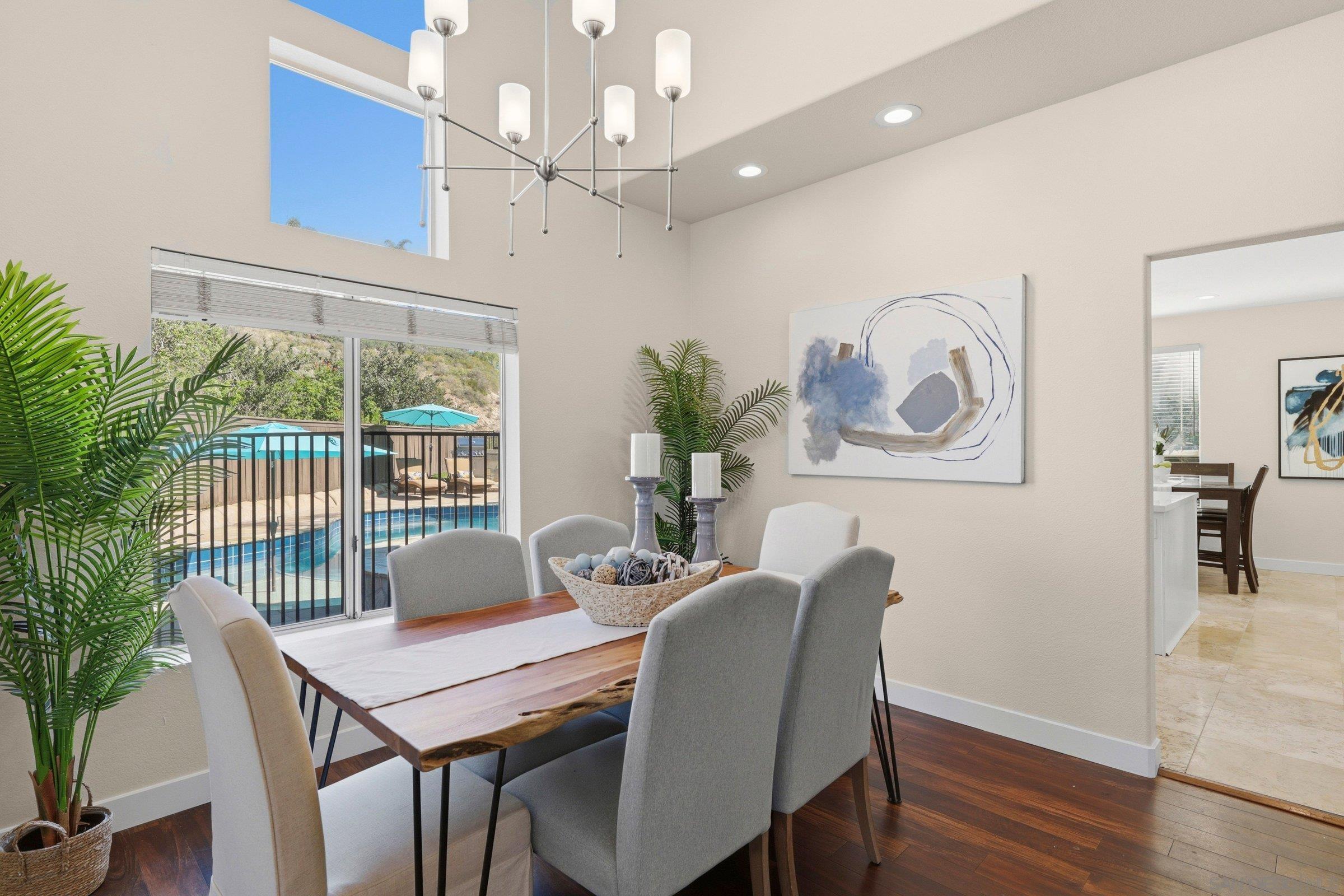 Detail Gallery Image 10 of 59 For 7386  Juncus, San Diego,  CA 92129 - 4 Beds | 2/1 Baths
