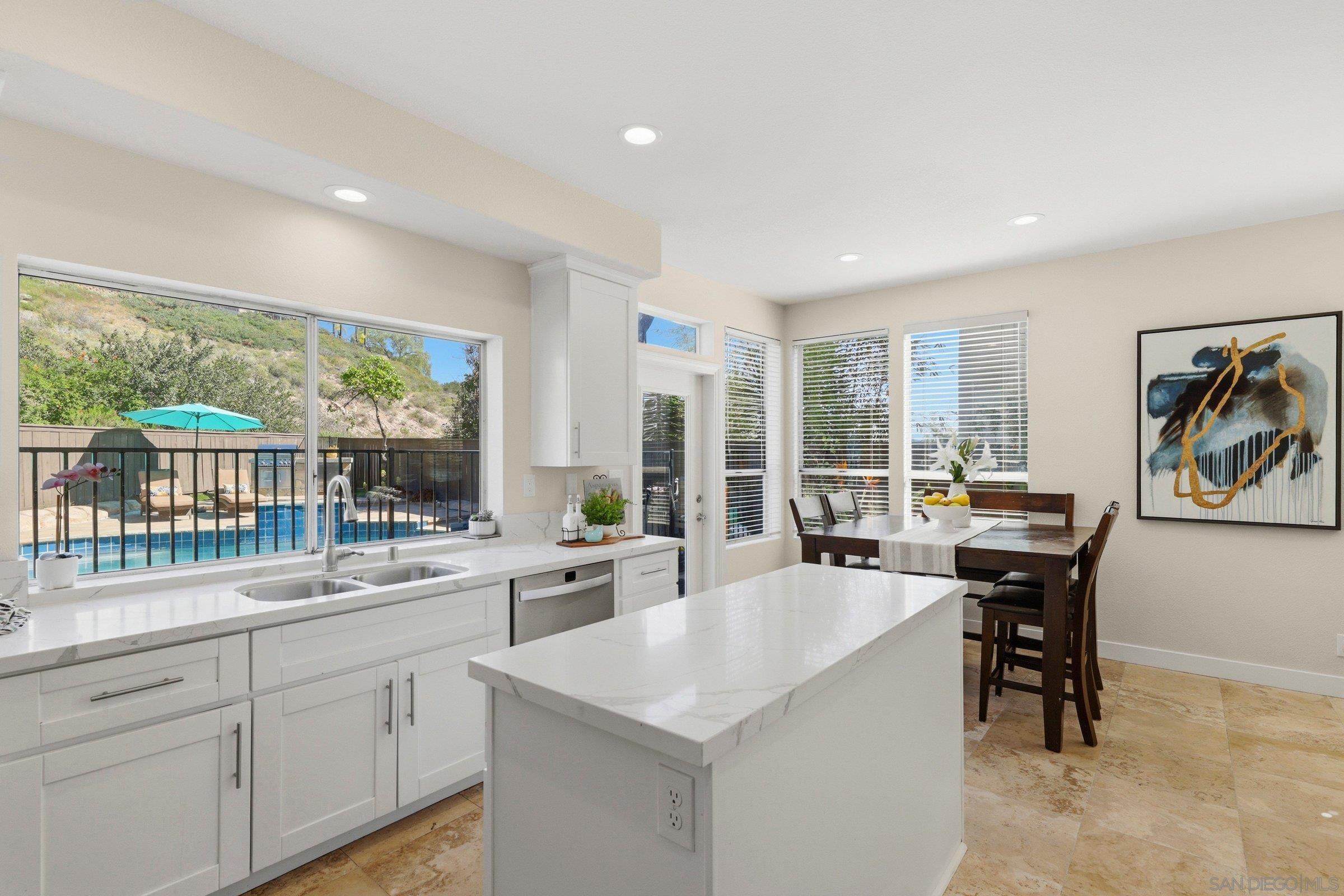 Detail Gallery Image 11 of 59 For 7386  Juncus, San Diego,  CA 92129 - 4 Beds | 2/1 Baths