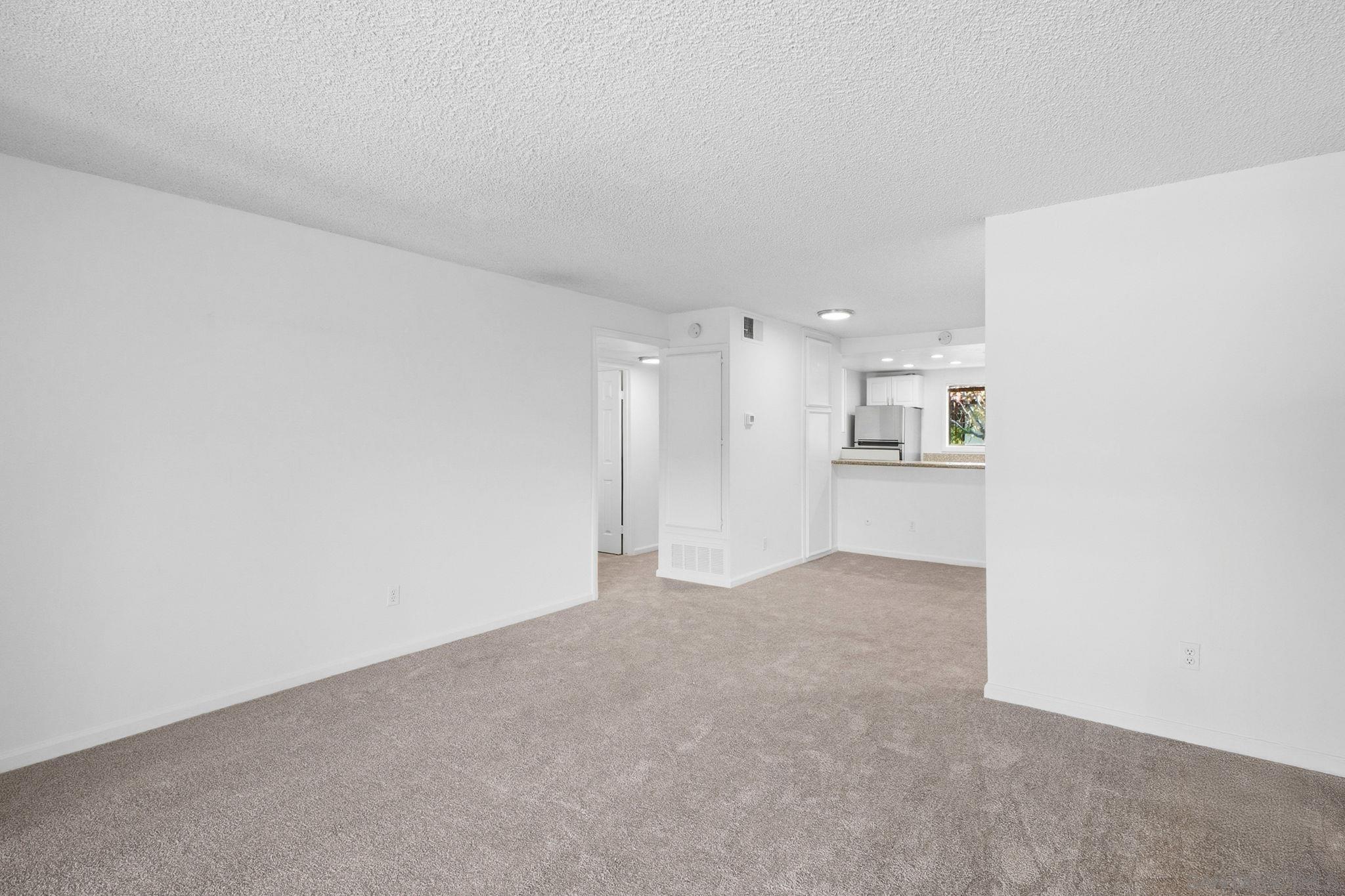 Detail Gallery Image 11 of 38 For 6019  Rancho Mission Rd  #204,  San Diego,  CA 92108 - 2 Beds | 2 Baths