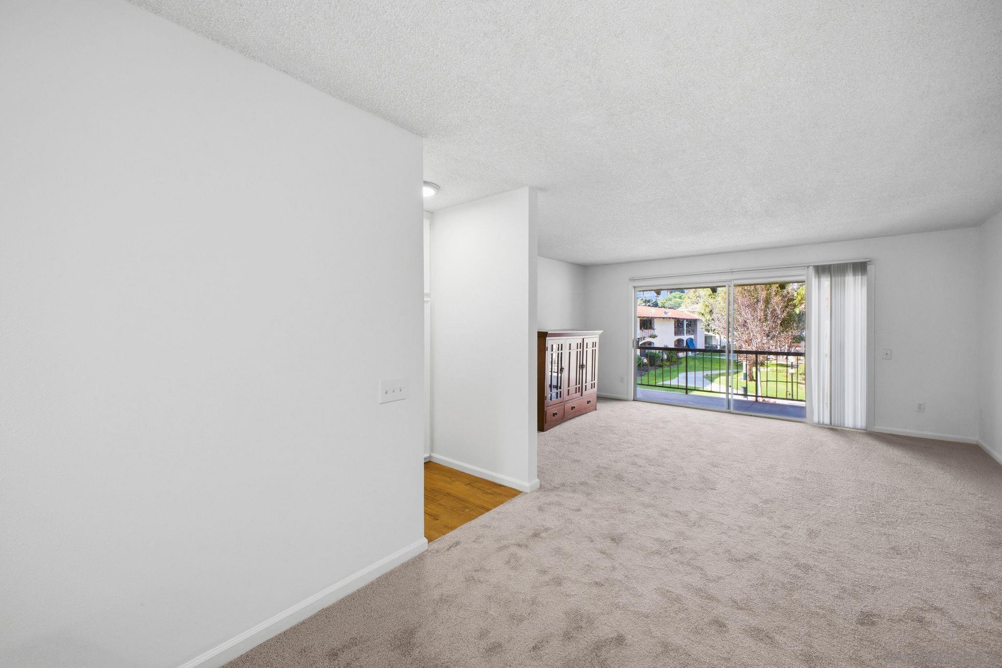 Detail Gallery Image 12 of 38 For 6019  Rancho Mission Rd  #204,  San Diego,  CA 92108 - 2 Beds | 2 Baths