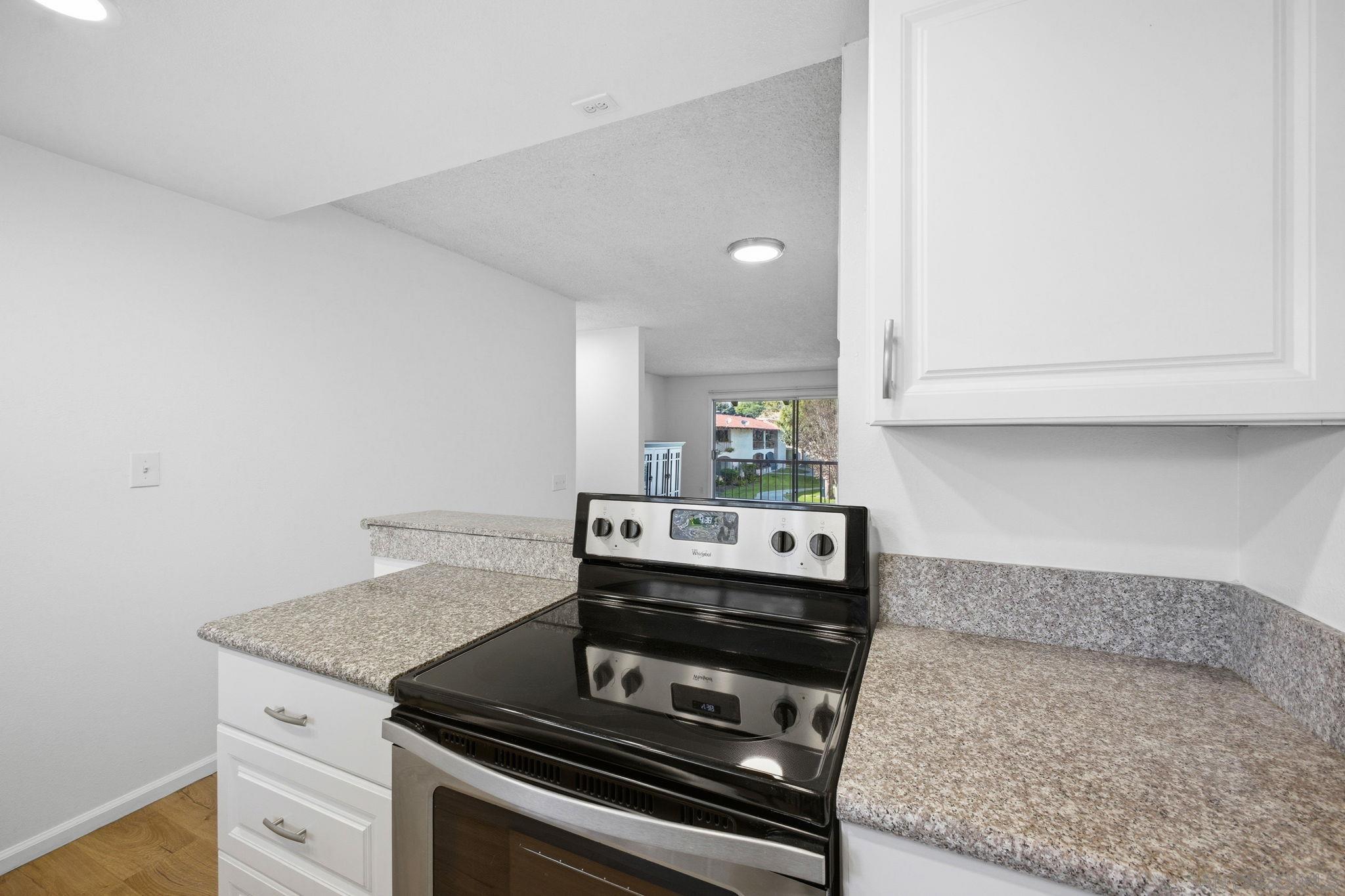 Detail Gallery Image 18 of 38 For 6019  Rancho Mission Rd  #204,  San Diego,  CA 92108 - 2 Beds | 2 Baths