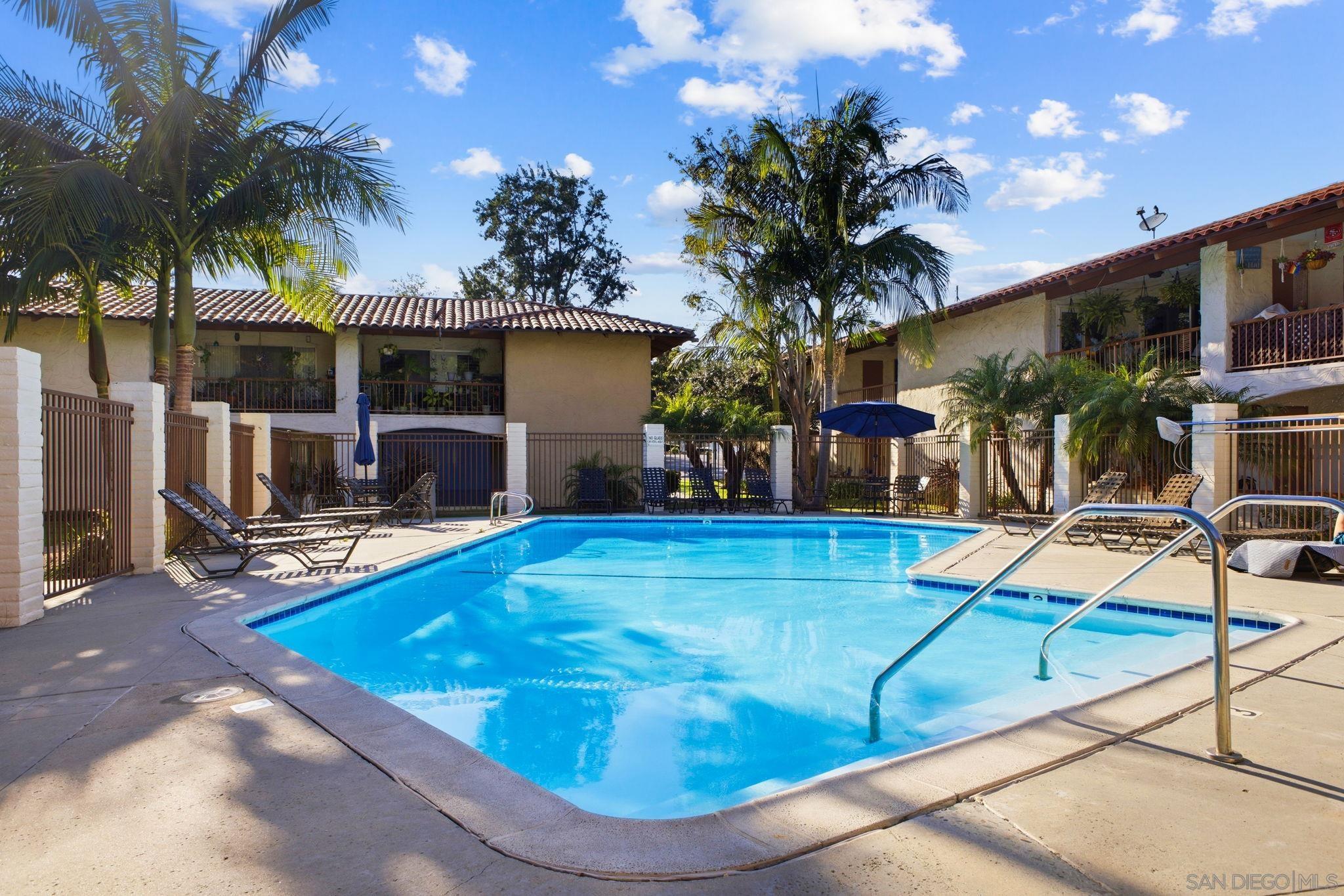 Detail Gallery Image 31 of 38 For 6019  Rancho Mission Rd  #204,  San Diego,  CA 92108 - 2 Beds | 2 Baths