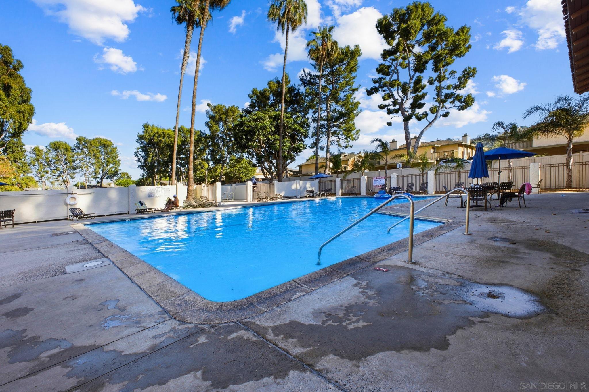 Detail Gallery Image 33 of 38 For 6019  Rancho Mission Rd  #204,  San Diego,  CA 92108 - 2 Beds | 2 Baths