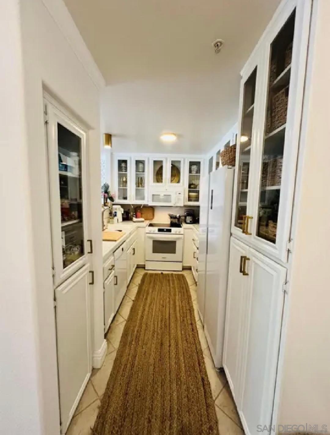 Detail Gallery Image 6 of 19 For 2037  Burton St  #43,  San Diego,  CA 92111 - 2 Beds | 2 Baths