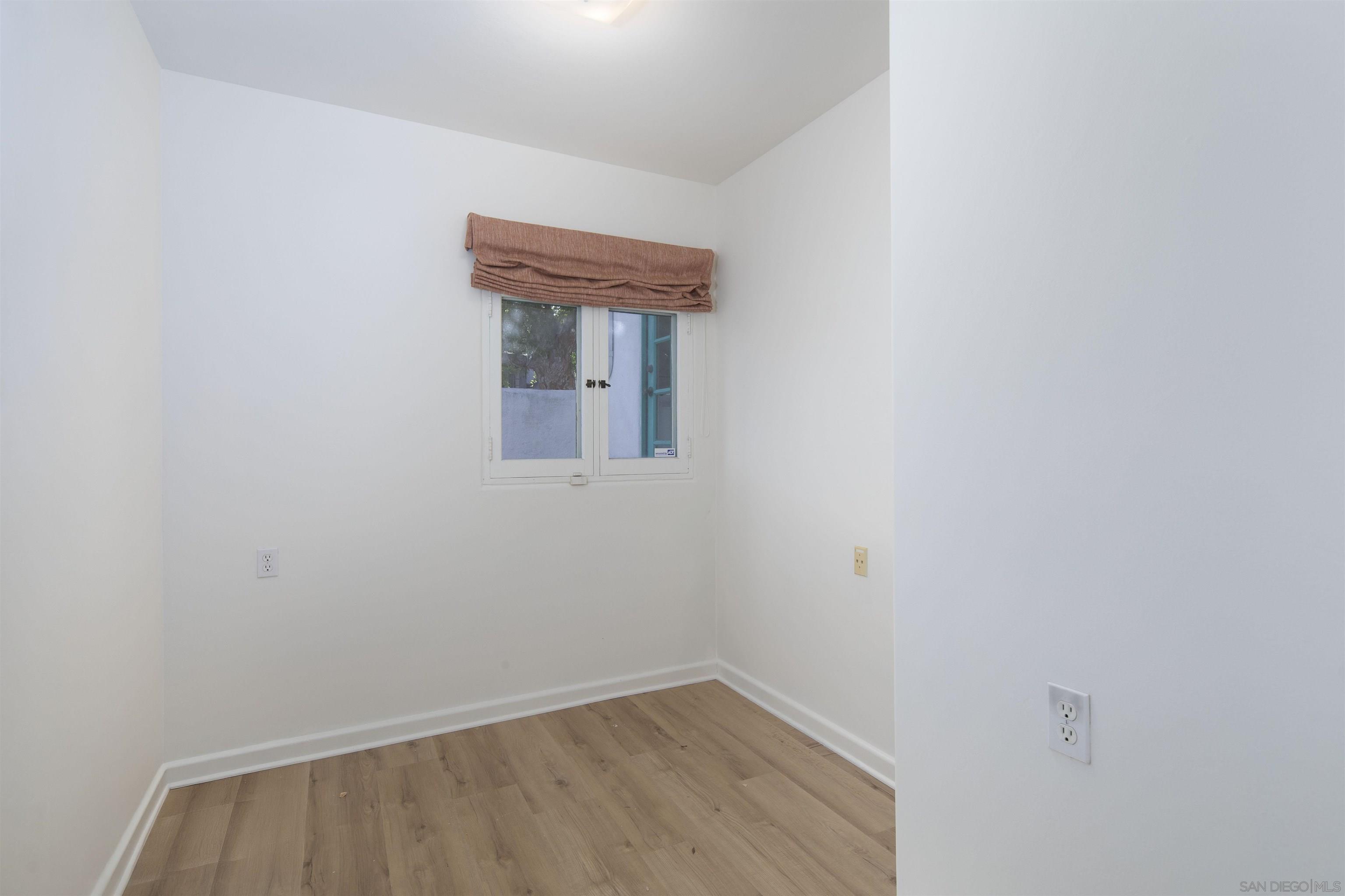 Detail Gallery Image 14 of 24 For 409 Dunemere Dr, La Jolla,  CA 92037 - 3 Beds | 2 Baths