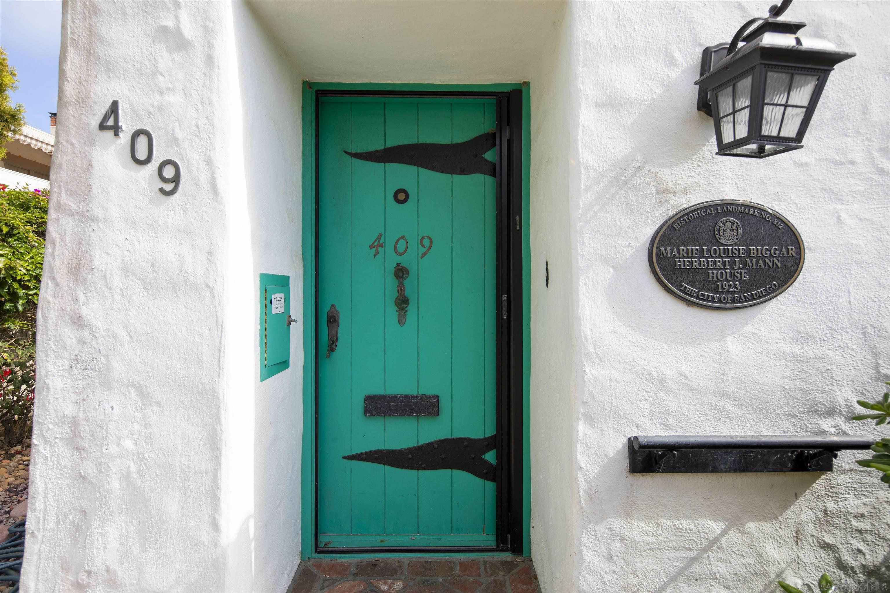 Detail Gallery Image 3 of 24 For 409 Dunemere Dr, La Jolla,  CA 92037 - 3 Beds | 2 Baths