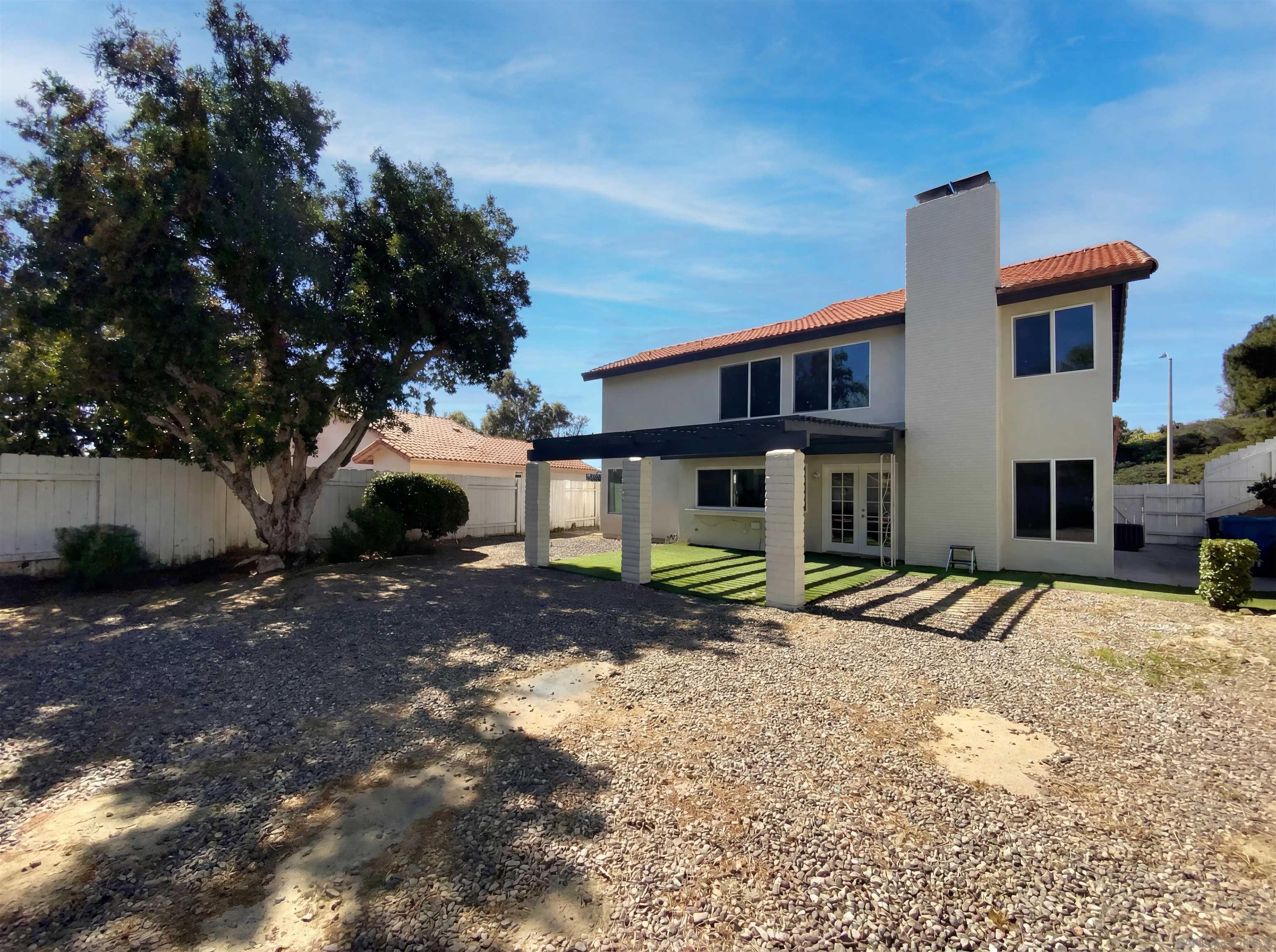 Detail Gallery Image 5 of 20 For 991  Calma, Chula Vista,  CA 91910 - 5 Beds | 3 Baths