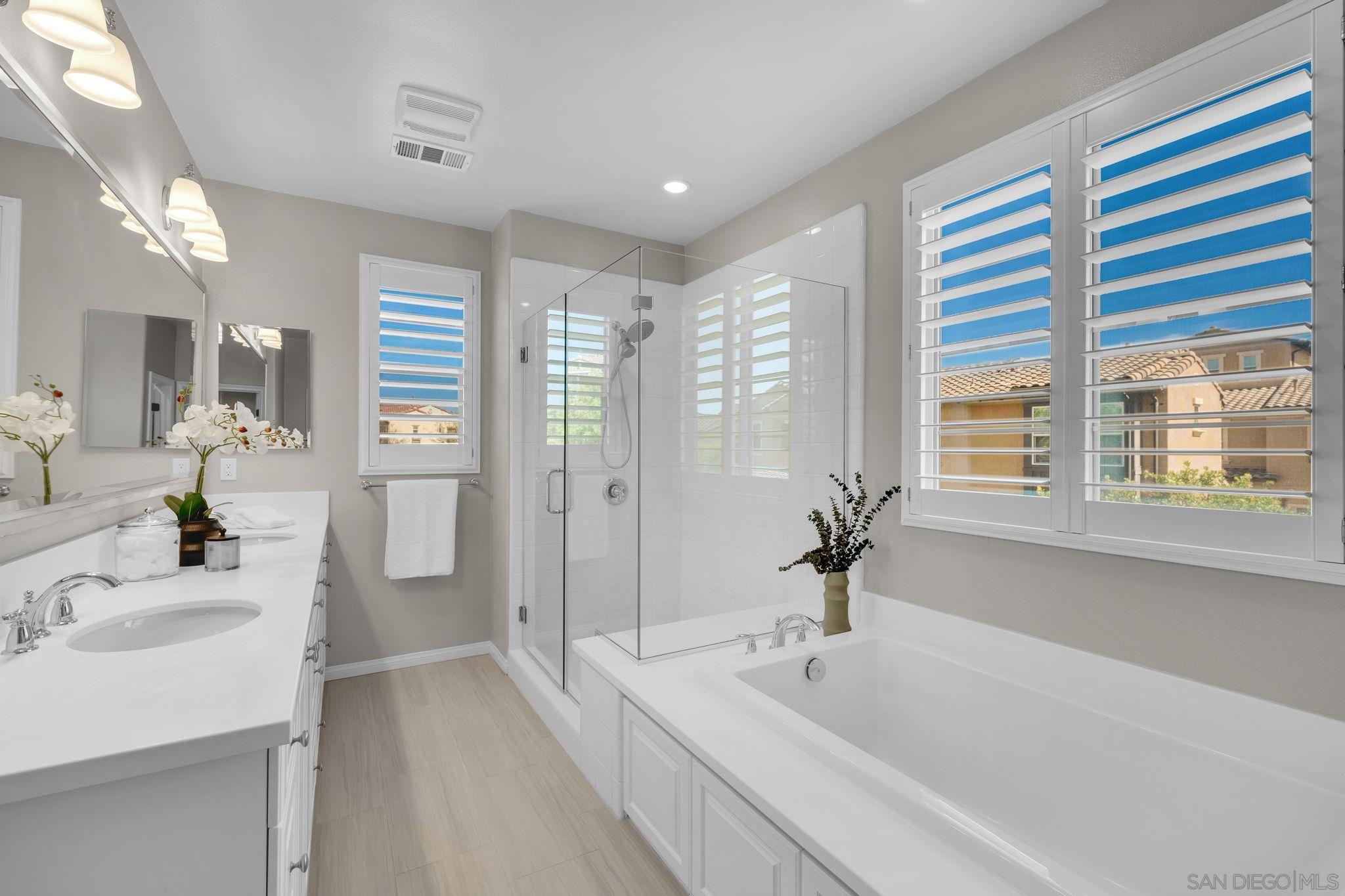 Detail Gallery Image 18 of 38 For 16316  Veridian Cir, San Diego,  CA 92127 - 4 Beds | 2/1 Baths