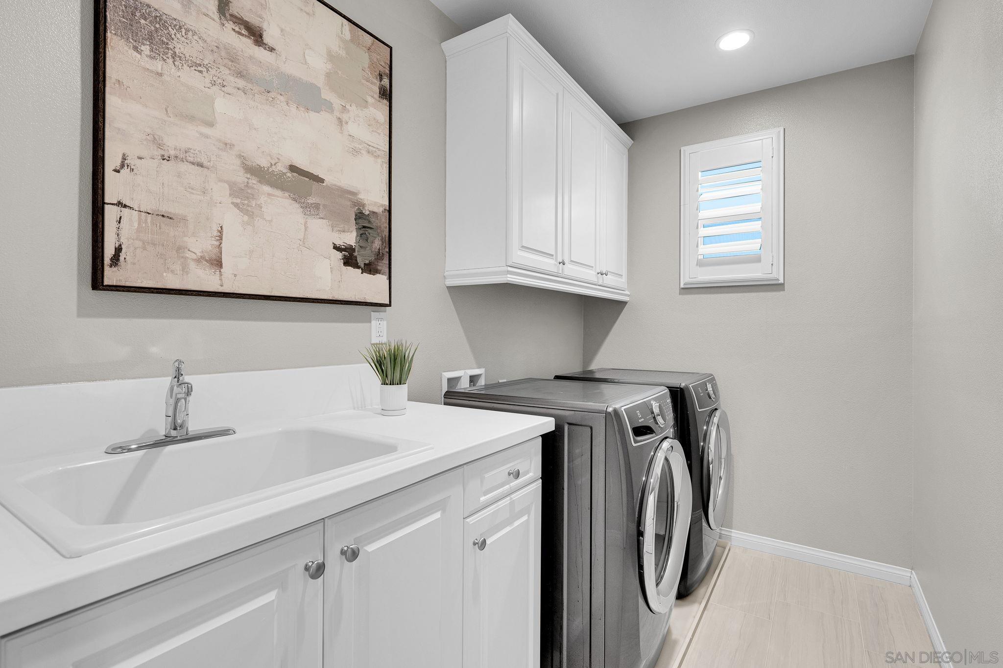 Detail Gallery Image 25 of 38 For 16316  Veridian Cir, San Diego,  CA 92127 - 4 Beds | 2/1 Baths