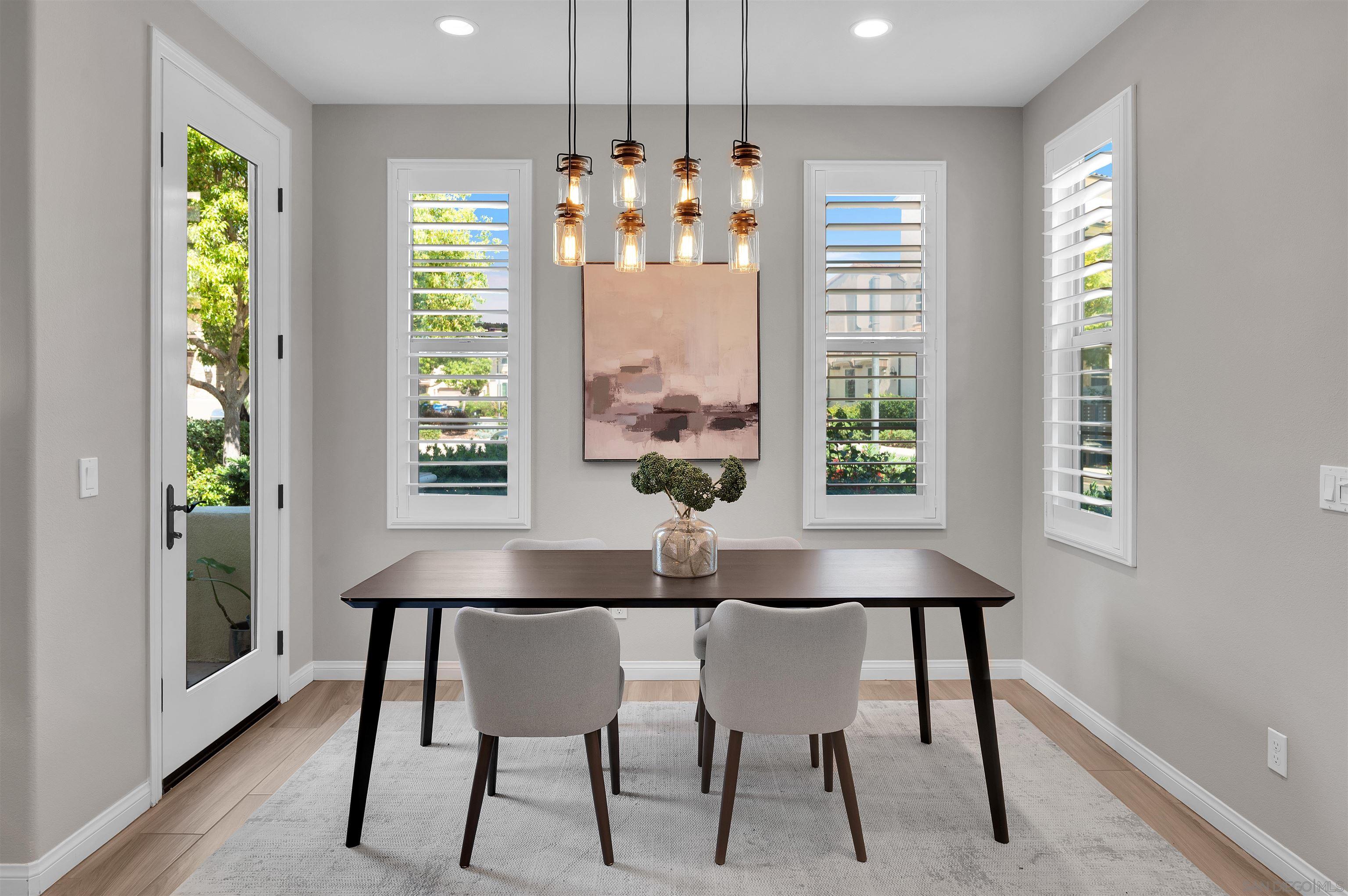 Detail Gallery Image 4 of 38 For 16316  Veridian Cir, San Diego,  CA 92127 - 4 Beds | 2/1 Baths