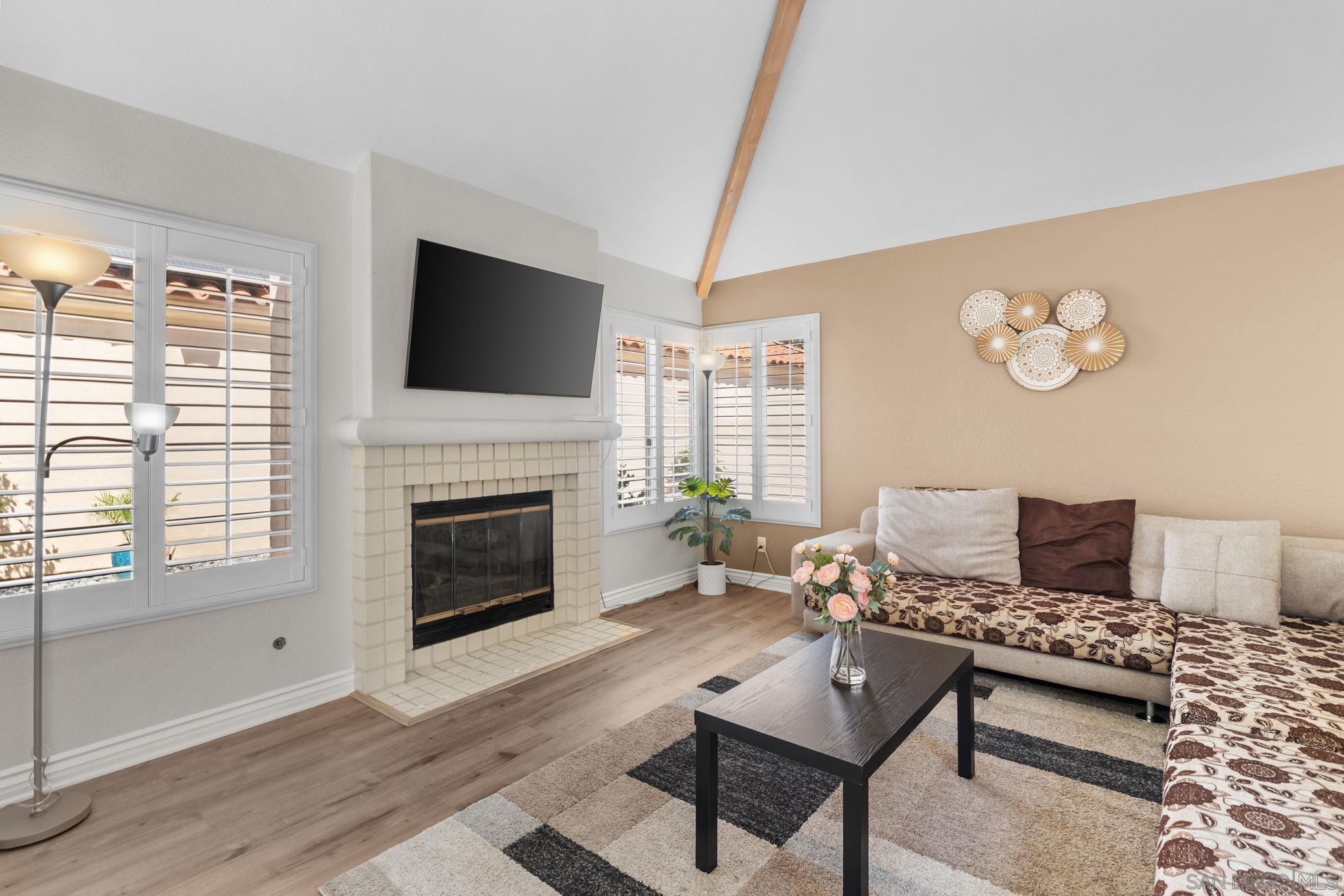 Front Image Thumbnail for SD260006984