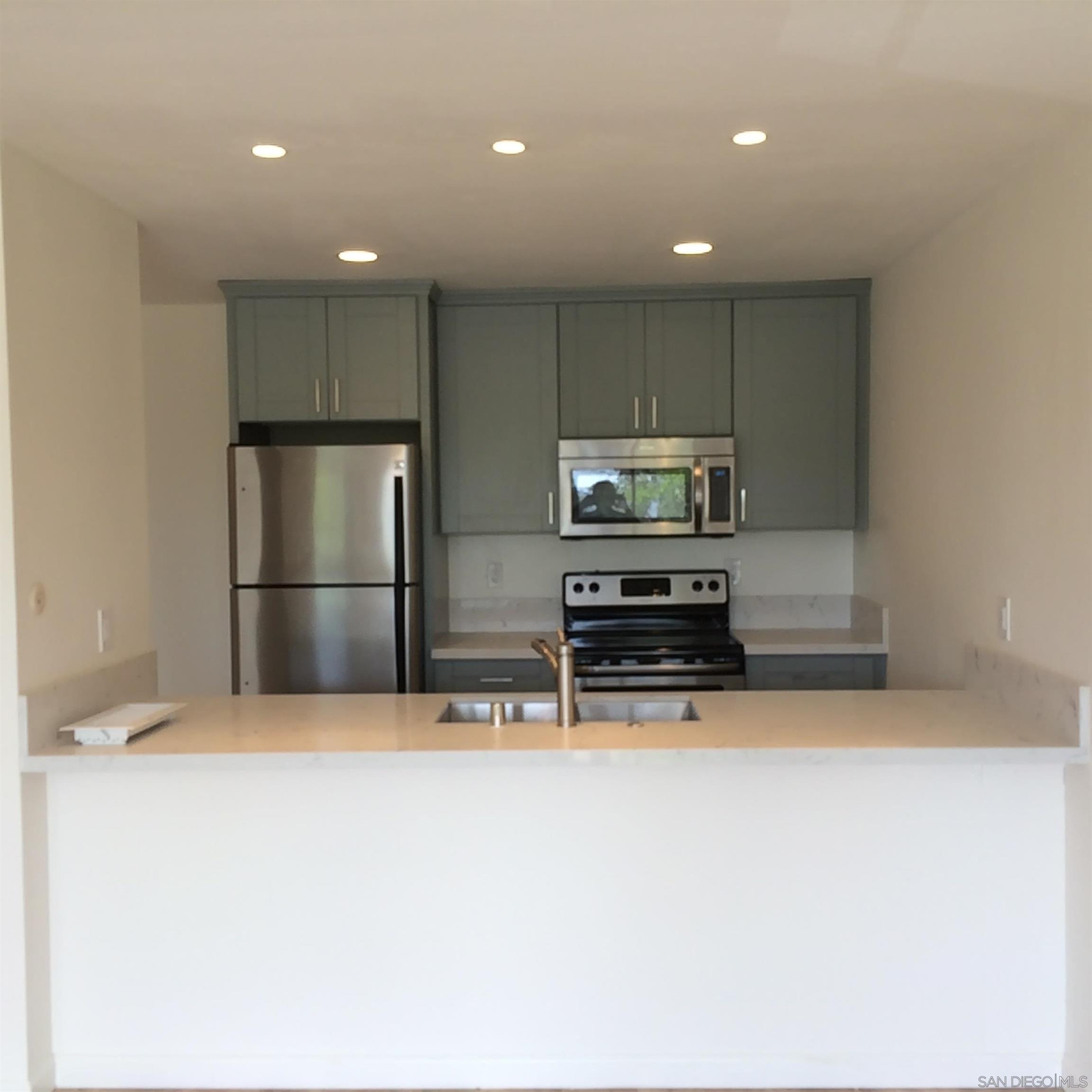 Detail Gallery Image 3 of 22 For 5714  Baltimore  501, La Mesa,  CA 91942 - 1 Beds | 1 Baths