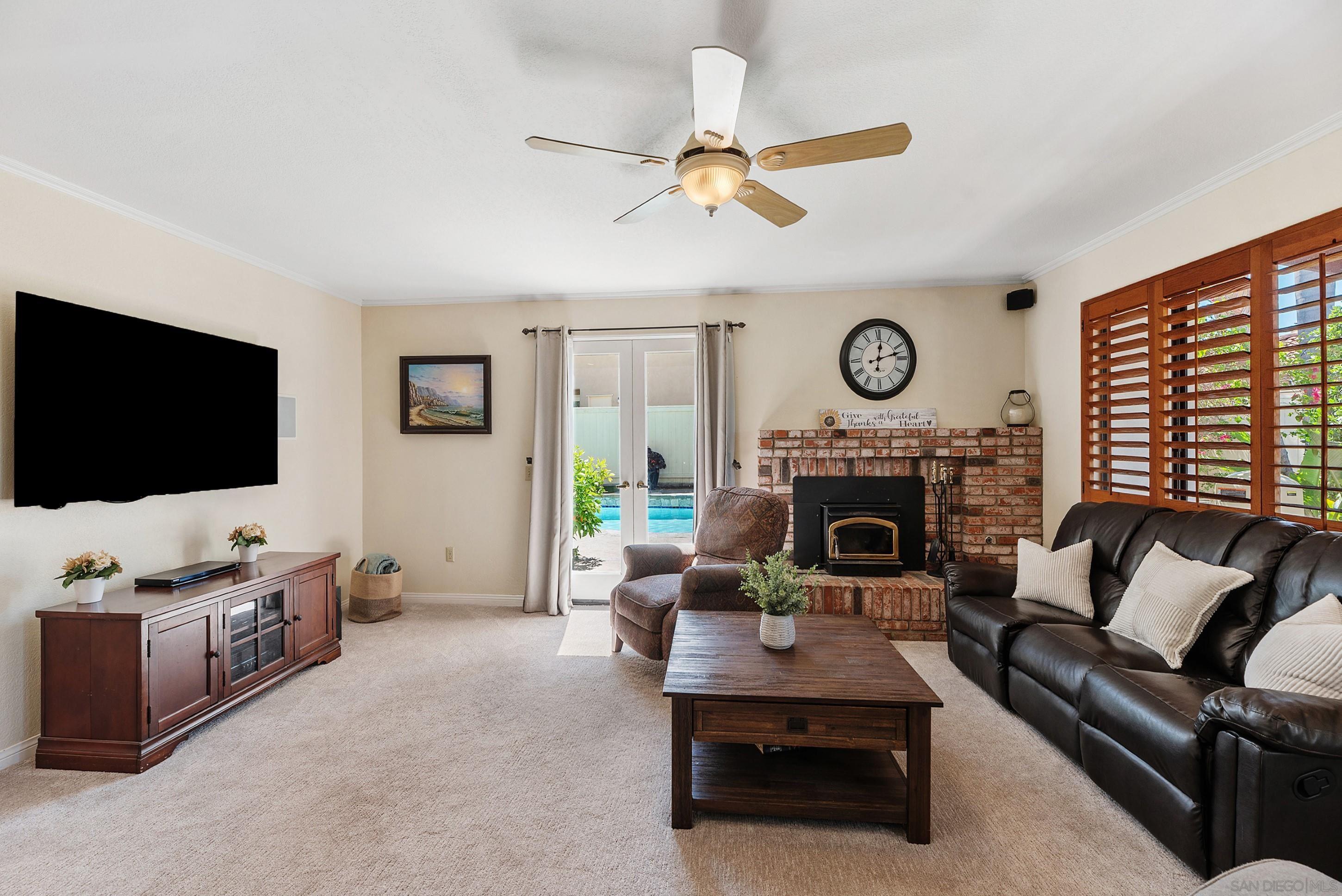 Detail Gallery Image 15 of 52 For 821  Inspiration Ln, Escondido,  CA 92025 - 4 Beds | 2/1 Baths