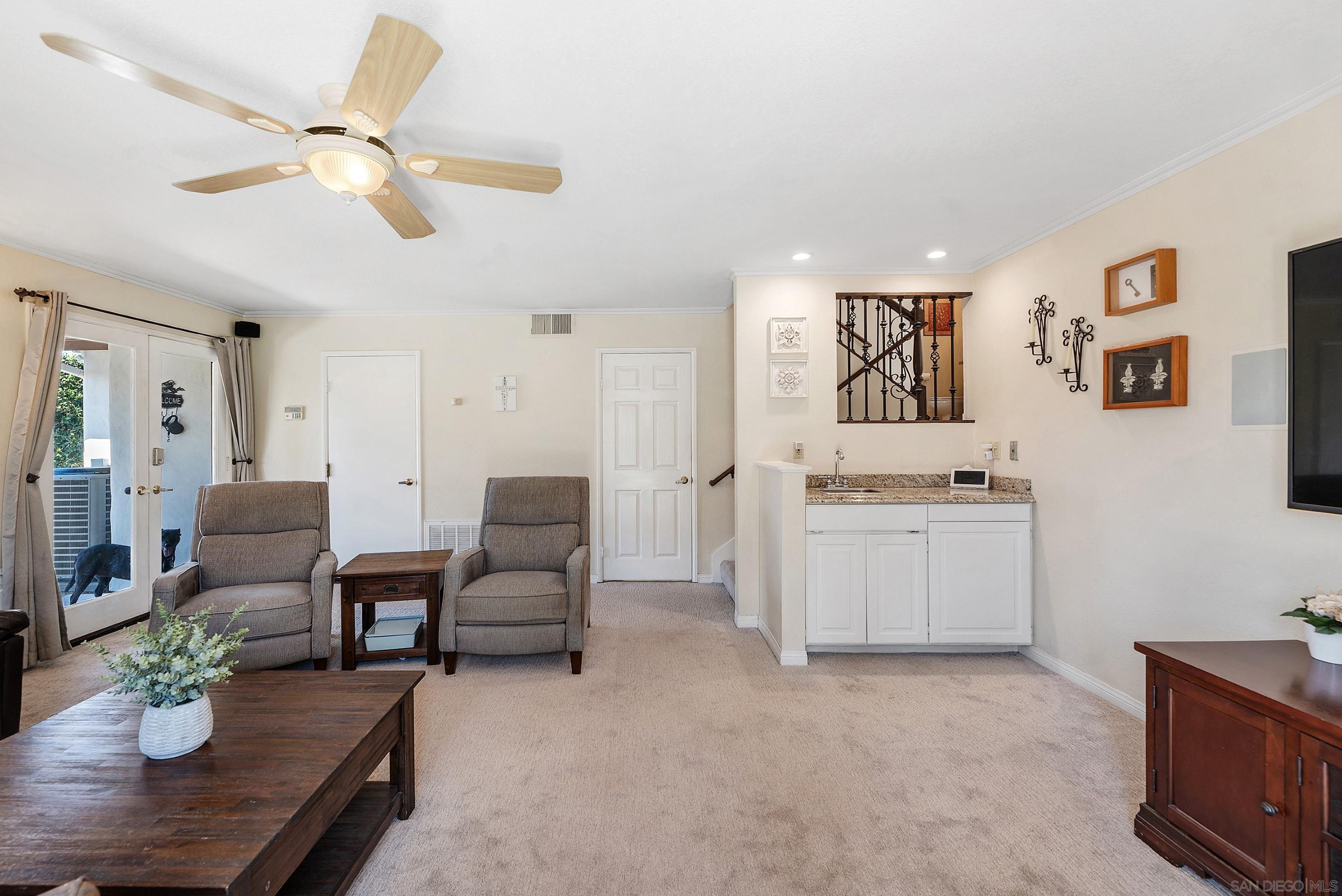 Detail Gallery Image 16 of 52 For 821  Inspiration Ln, Escondido,  CA 92025 - 4 Beds | 2/1 Baths