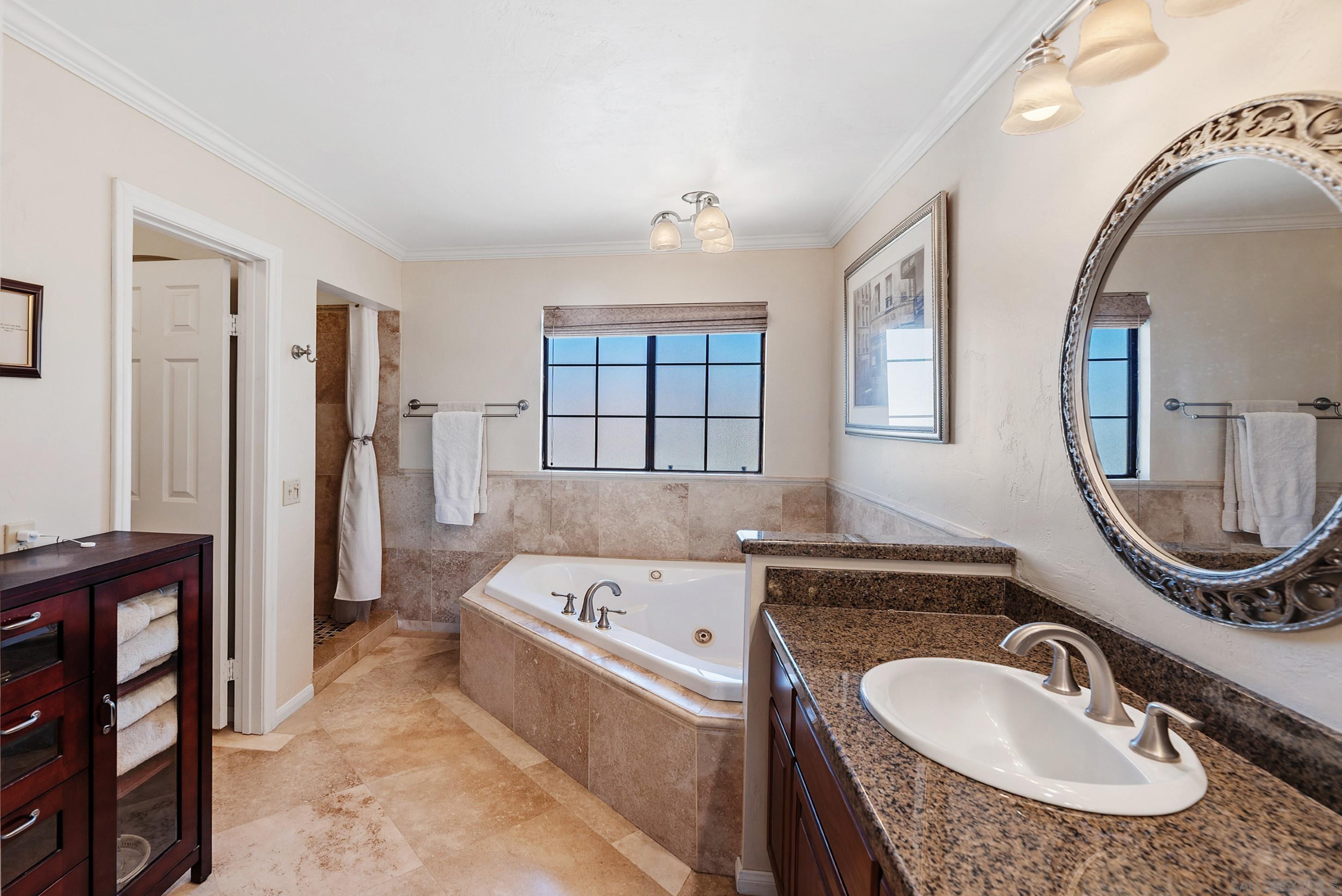 Detail Gallery Image 30 of 52 For 821  Inspiration Ln, Escondido,  CA 92025 - 4 Beds | 2/1 Baths