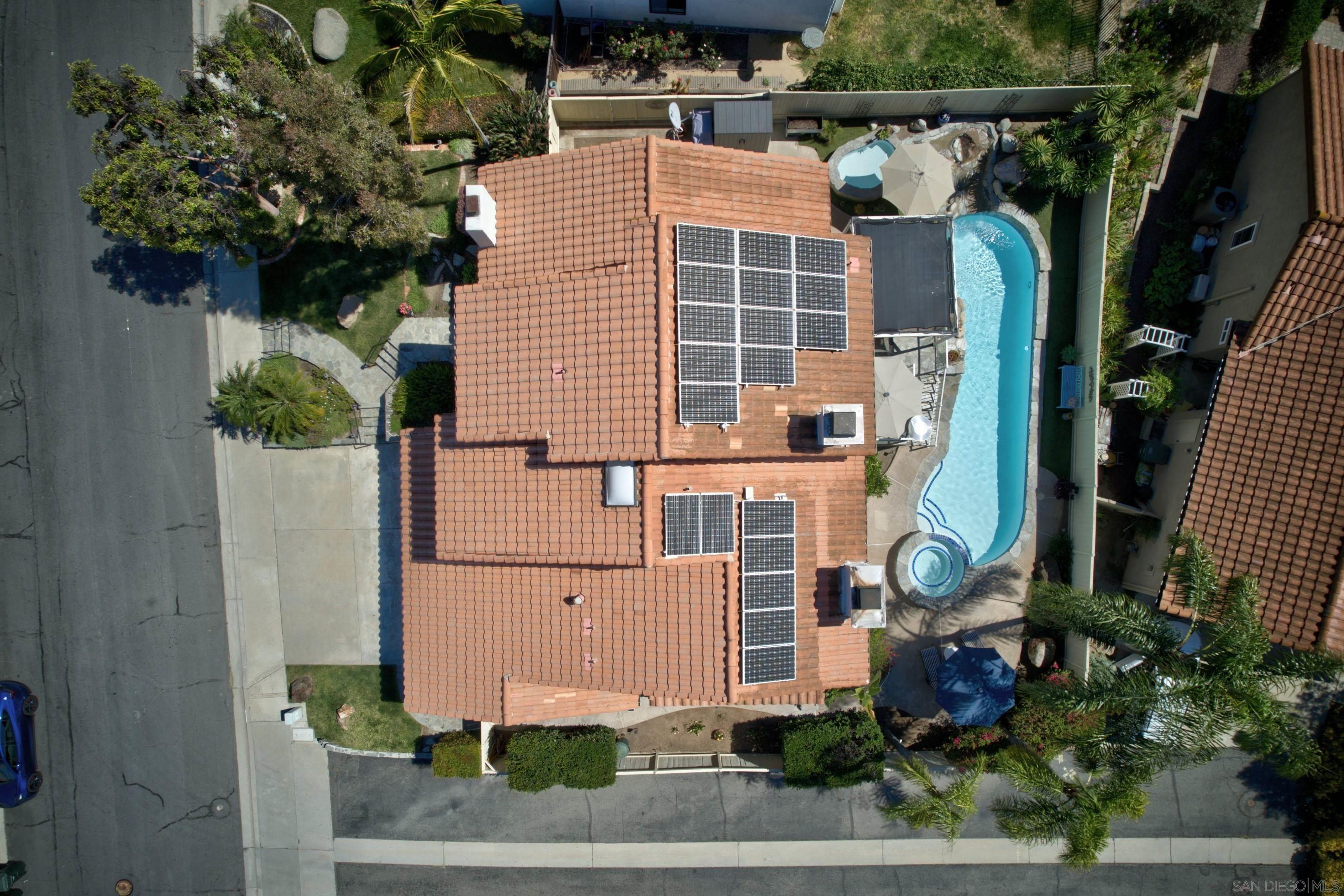 Detail Gallery Image 45 of 52 For 821  Inspiration Ln, Escondido,  CA 92025 - 4 Beds | 2/1 Baths