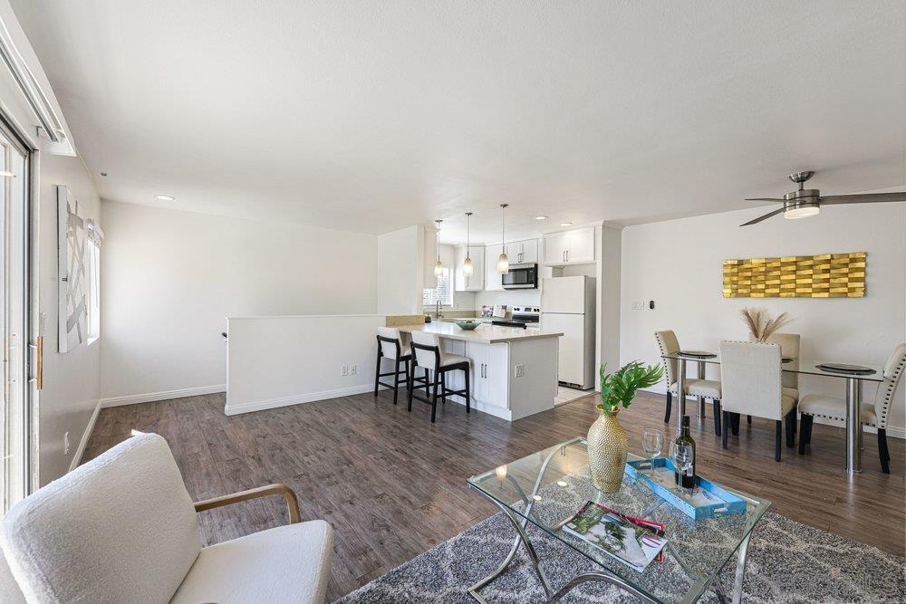 Detail Gallery Image 9 of 25 For 9786  Caminito Bolsa, San Diego,  CA 92129 - 2 Beds | 1 Baths