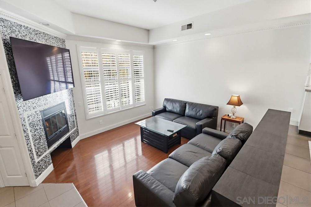 Detail Gallery Image 10 of 41 For 4354  30th Street, San Diego,  CA 92104 - 2 Beds | 2/1 Baths